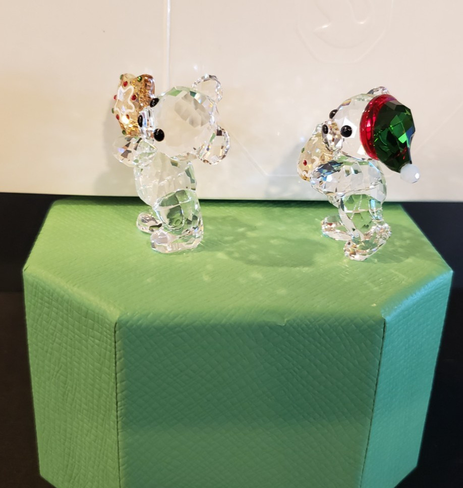 2022 Swarovski Crystal Figurine KRIS BEARS Annual Edition – #5627747 -READ