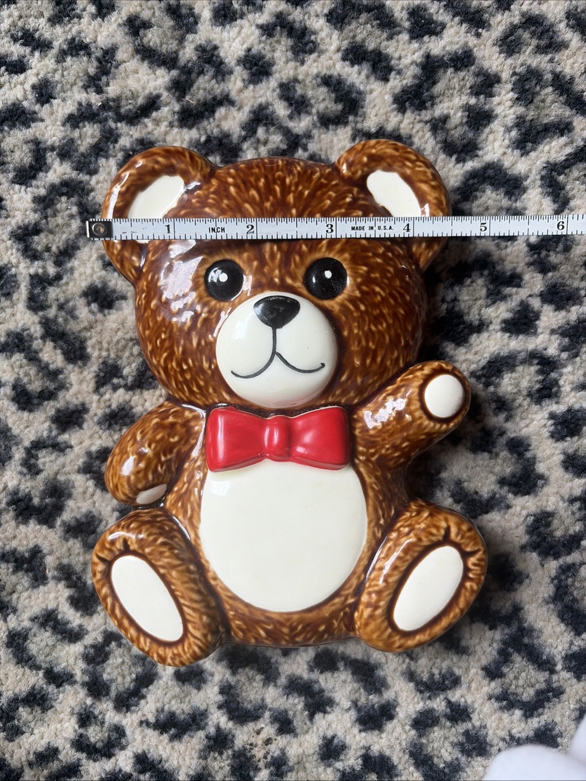 Teddy Bear Wall Hanging Japan Figural Brown Red Bow MCM Kitsch Anthropomorphic