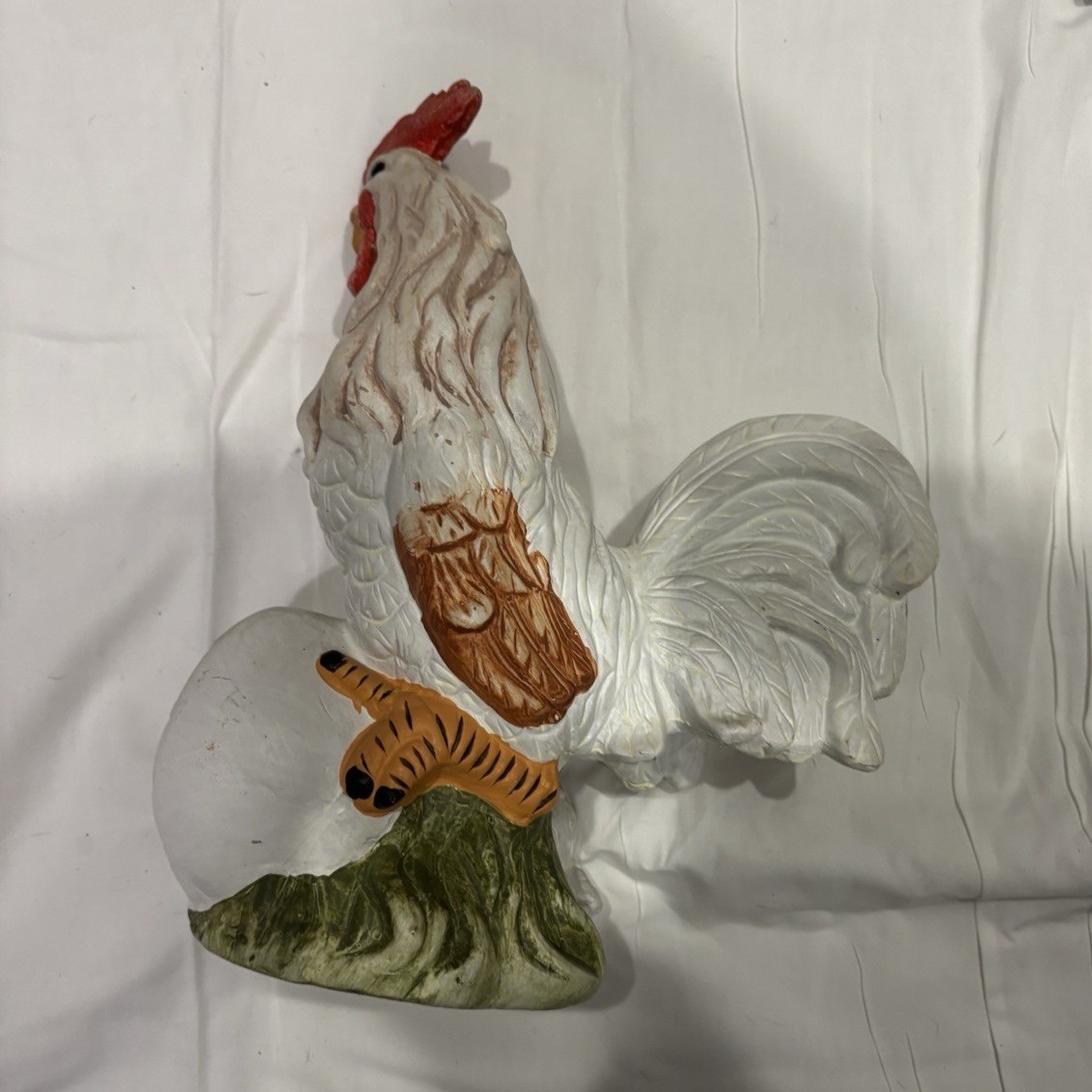 Ceramic Rooster Figurine White Brown Red Green Kitchen Animal Decor