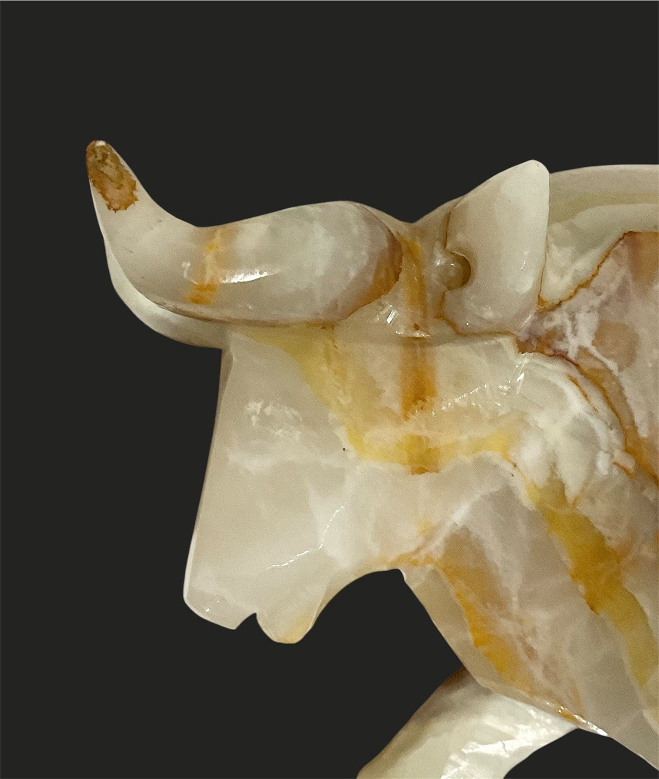 Beautiful Vintage Marble Onyx Charging Bull Sculpture Hand Carved 11” L