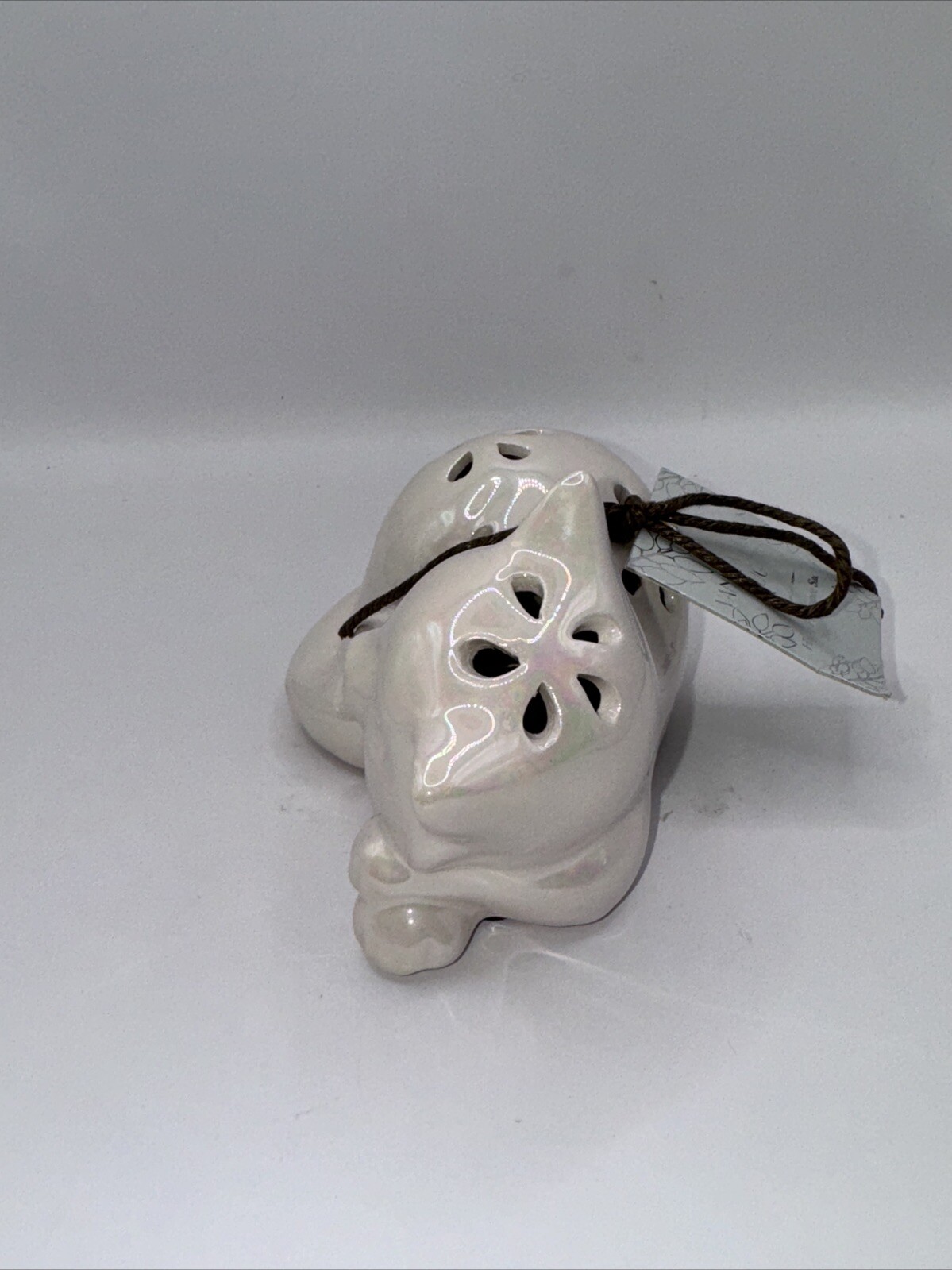 Iridescent Ceramic Sleeping Kitty Cat Pomander Potpourri Home Decor Figurine