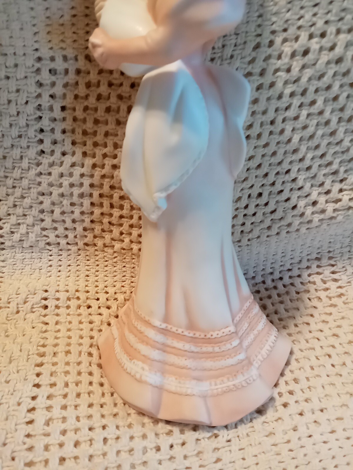 EHW Enterprises,Inc. Mother &New Born Musical Fig.By San Francisco Music Box Co.