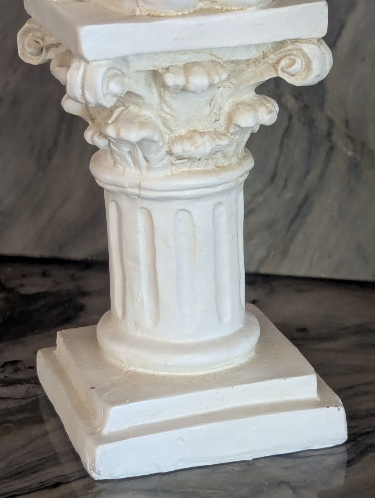Cherub Angel Statue Pair Corinthian Column Pedestals Dove Wings 8″ 9″ Decor