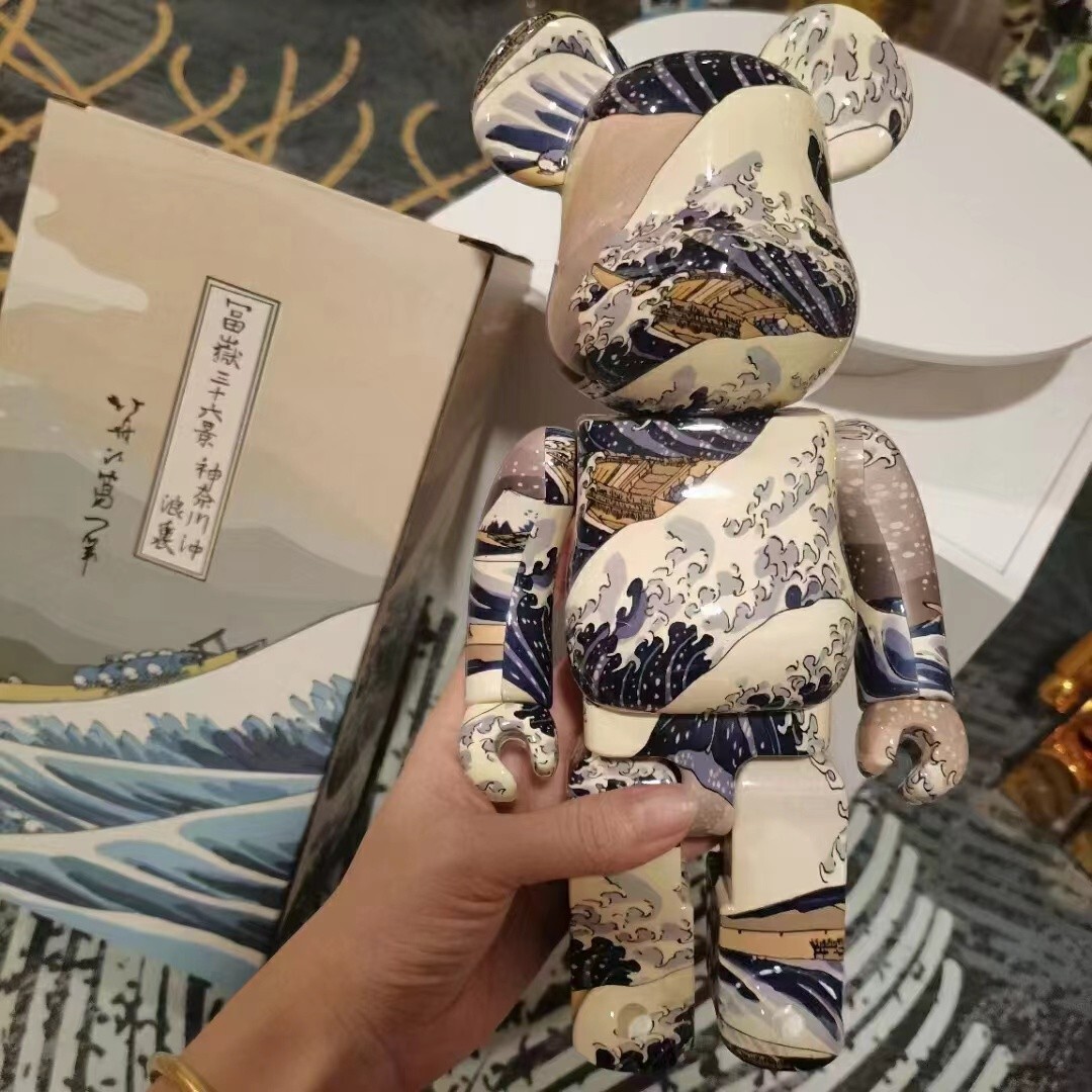 400arbrick Surfing(The Great Wave)Action Figure Decor Art Gift Collection Toy
