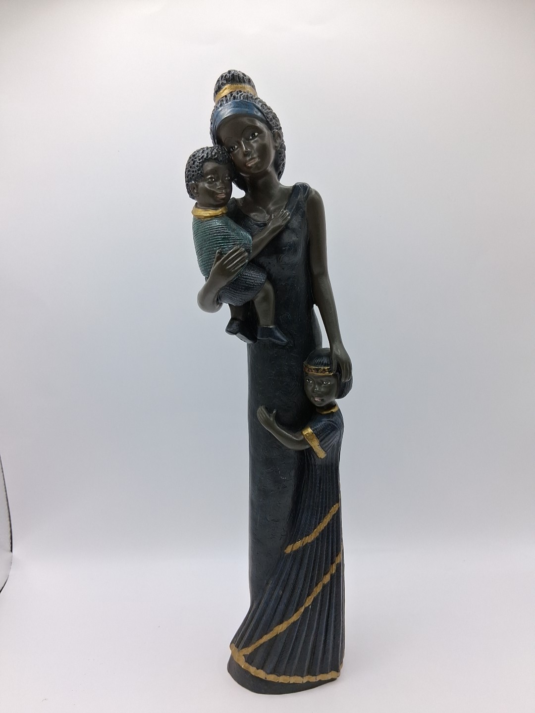 Vtg. Enesco Mahogany Series African Lady W Infant & Daughter Resin Statue. Hd.P.