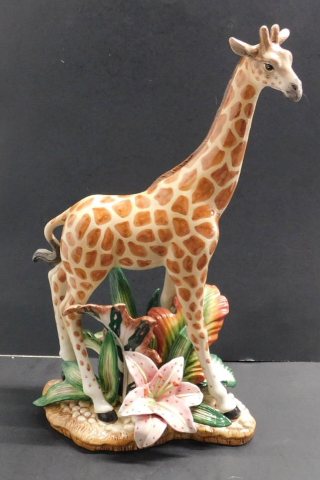 Vintage Fitz & Floyd 16” Giraffe Figurine Statue With Pink Lilies
