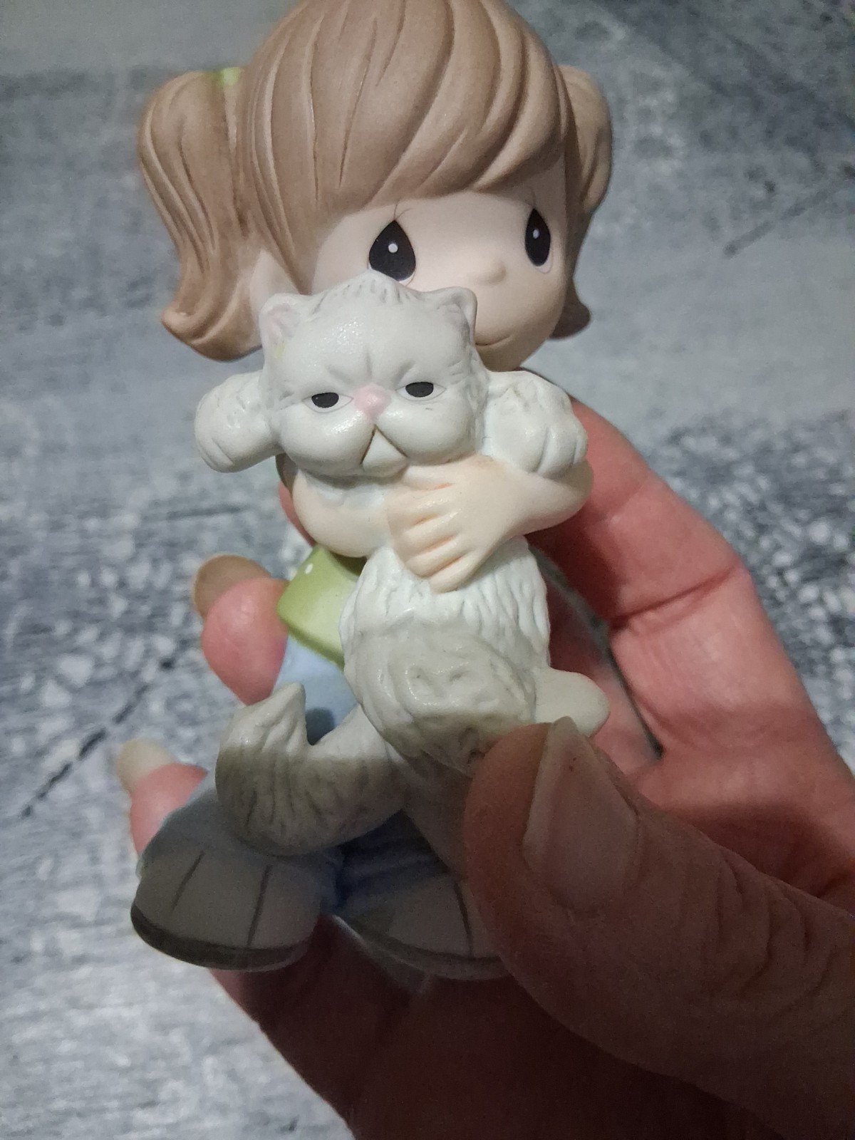 RARE Precious Moments 2013 EVERYBODY NEEDS A HUG Grumpy Cat 134015 Persian