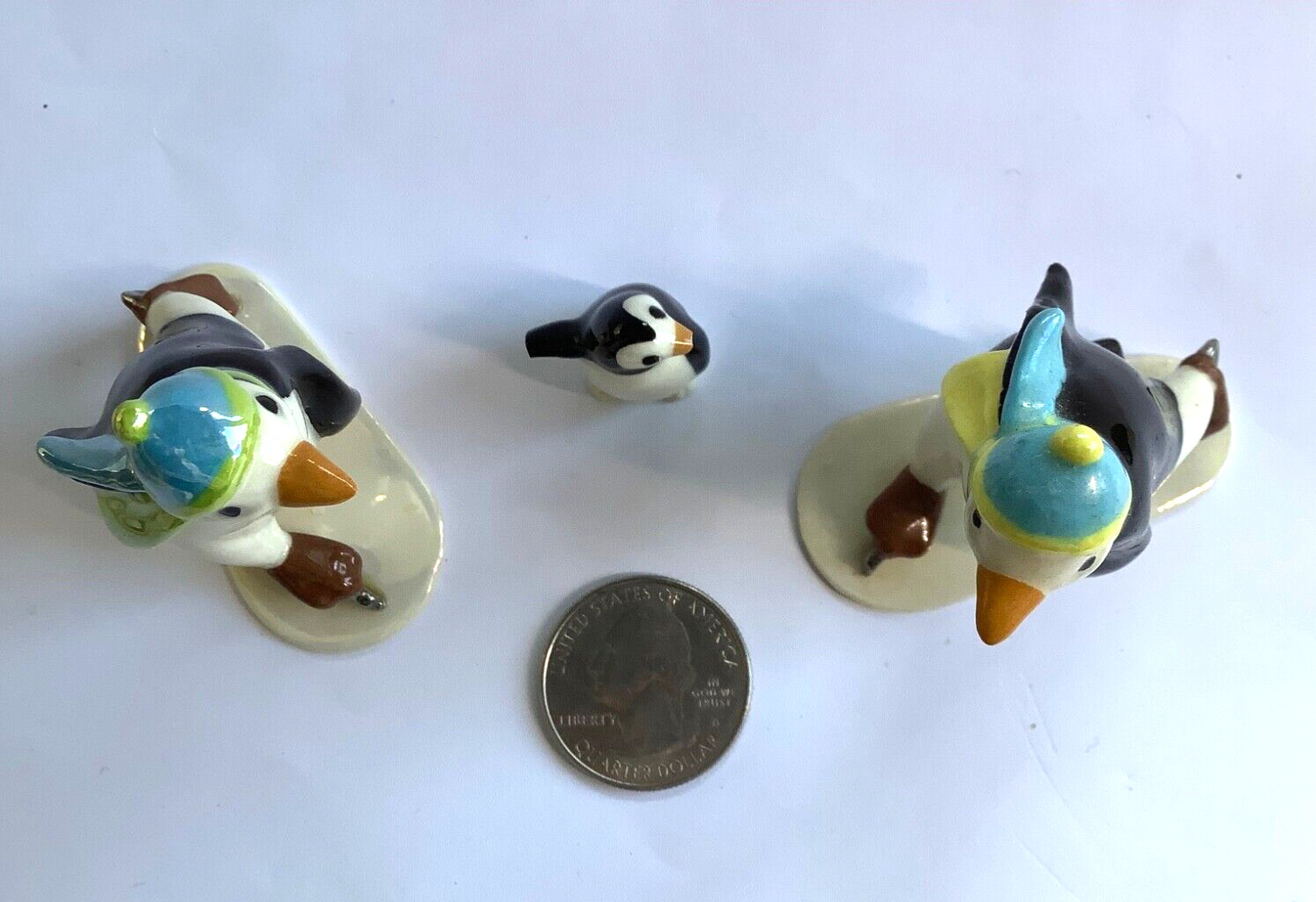 VTG Hagen Renaker Skating Penguin Green Yellow Blue Scarf Baby Penguin Lot of 3