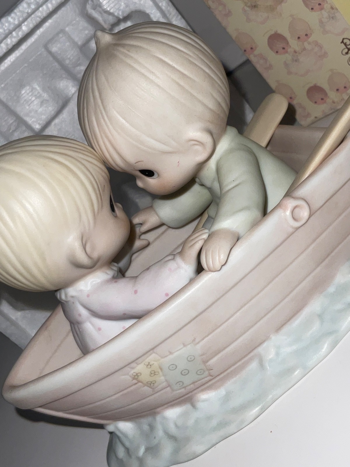 1985 Precious Moments “Friends Never Drift Apart” Figurine 100250 friendship