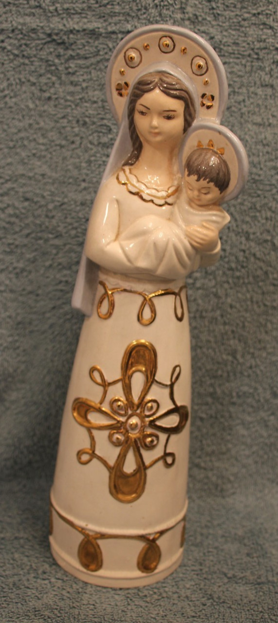 Vintage Ceramic Madonna Virgin Mary and Child Baby Jesus Statue