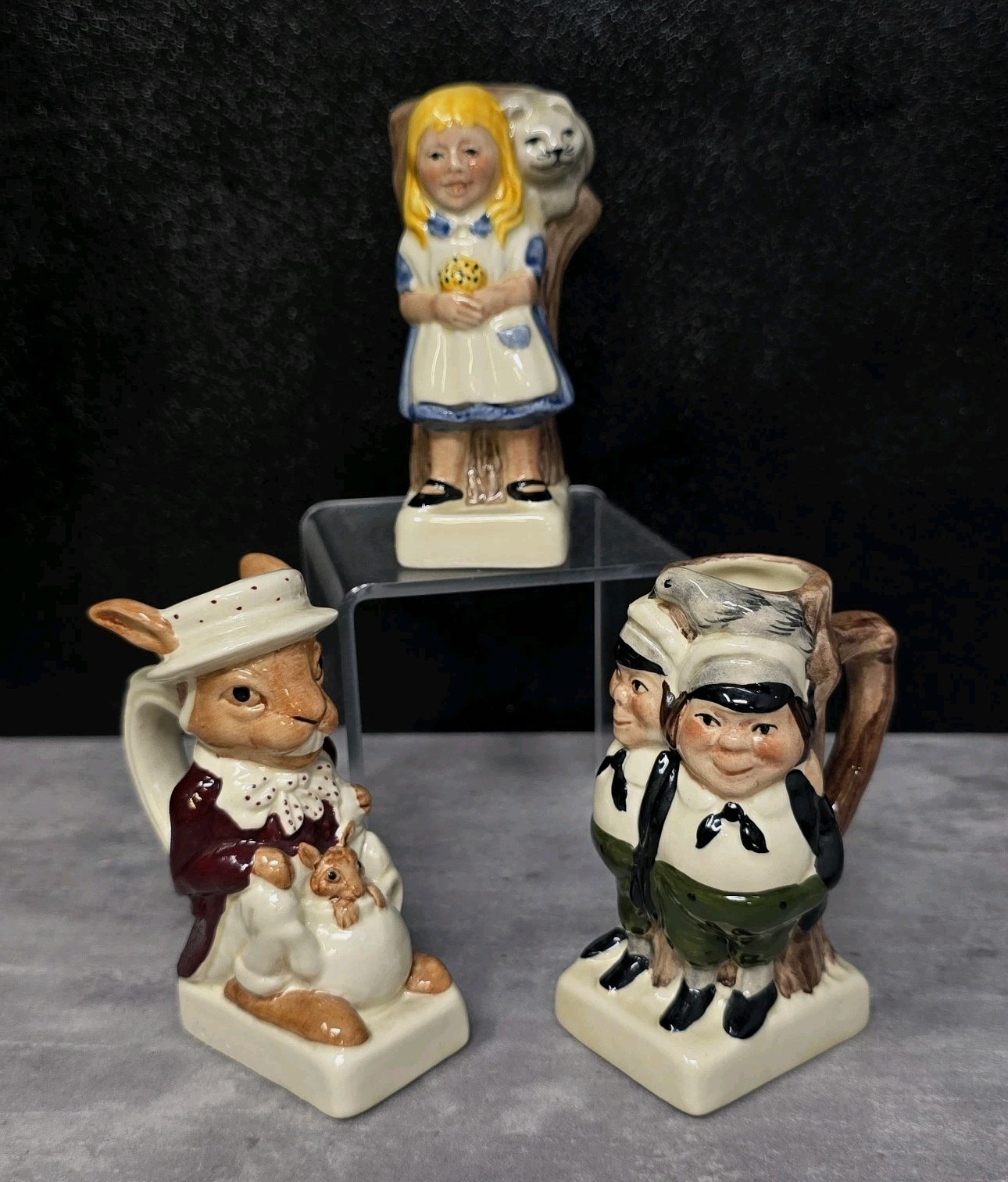 Toby Jugs Mugs Mad Hatter Alice In Wonderland Tweedle Dee Dum Wood Pyrenees