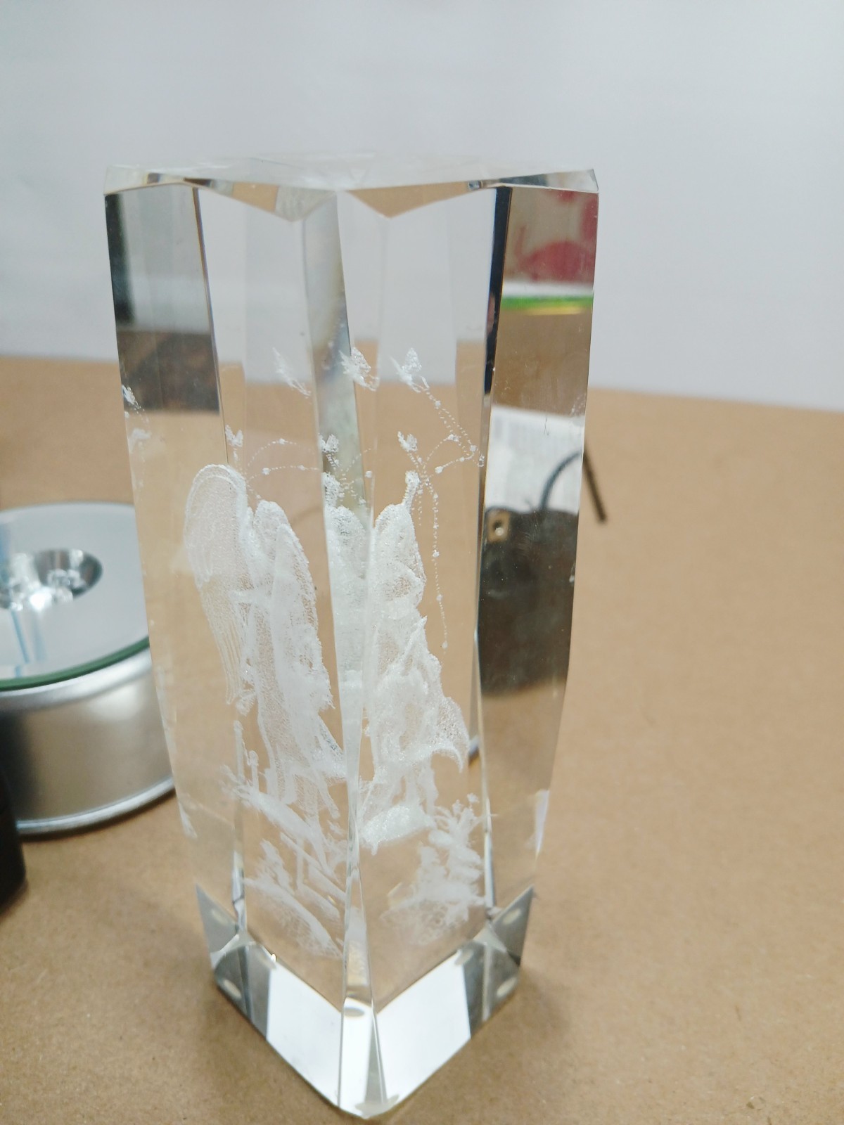 New Open Box Classic Treasures Angel Laser Glass and Rotating, Color Change Base