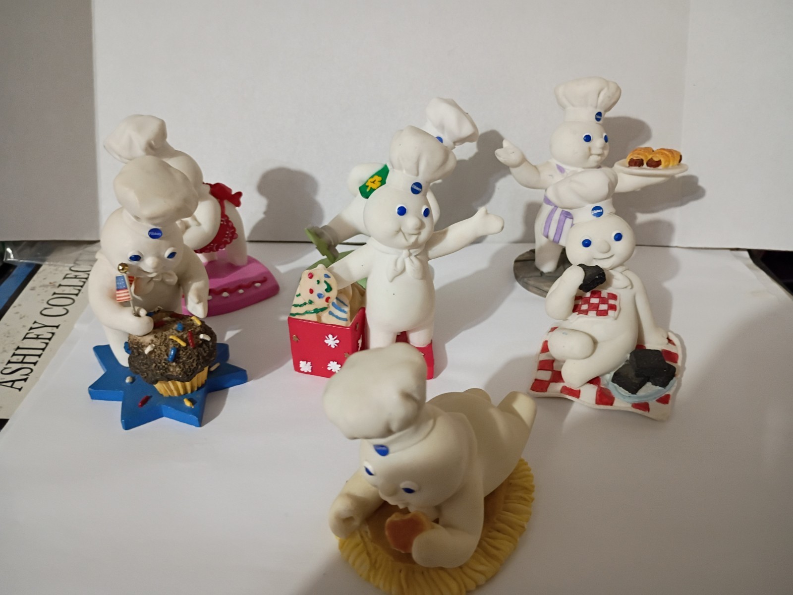 Vintage 1997 Danbury Mint Christmas Doughboy Calendar Month Figurine Lot Of 7