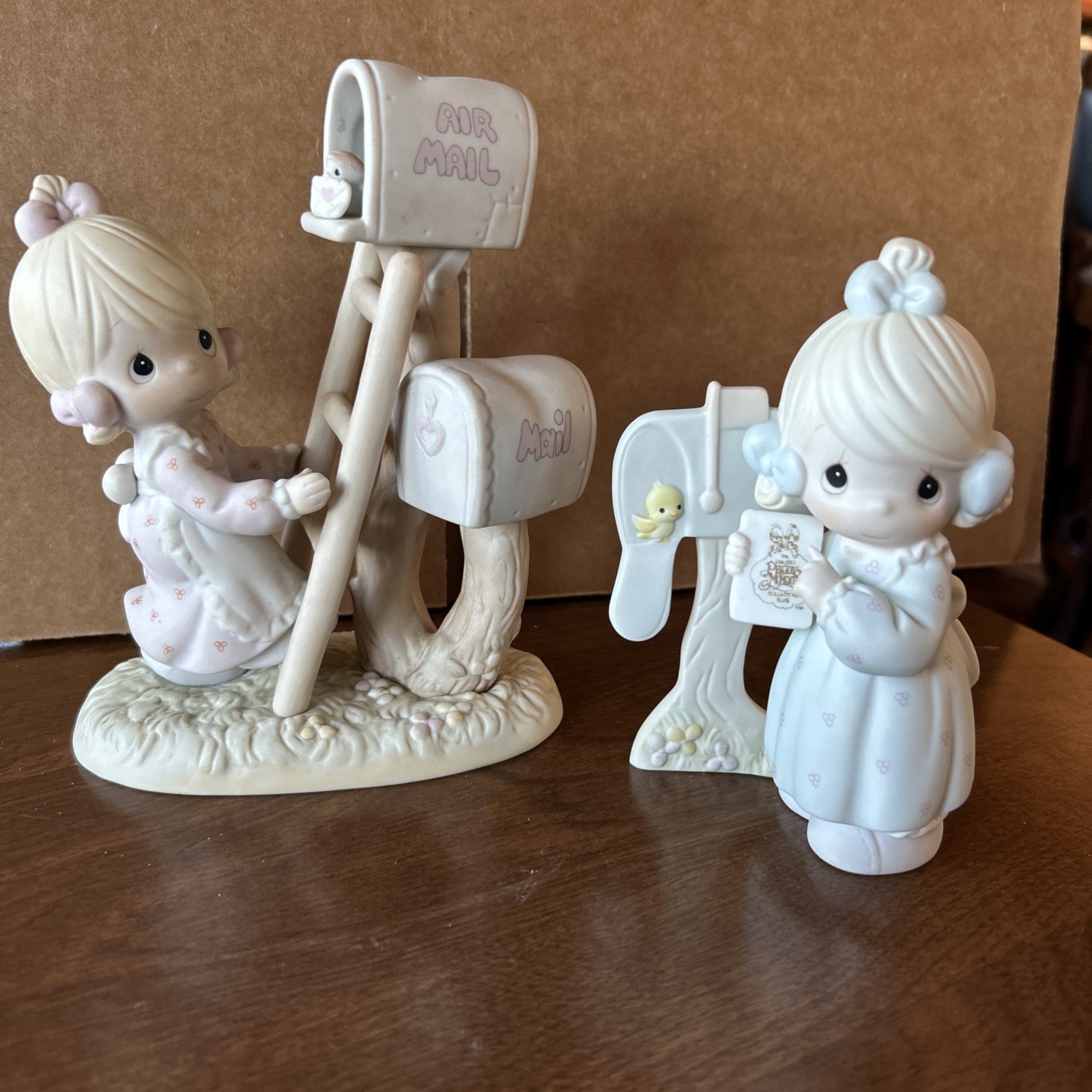 🚨 Precious MomentsGood News Is So Uplifting & Sharing Good News Figurines