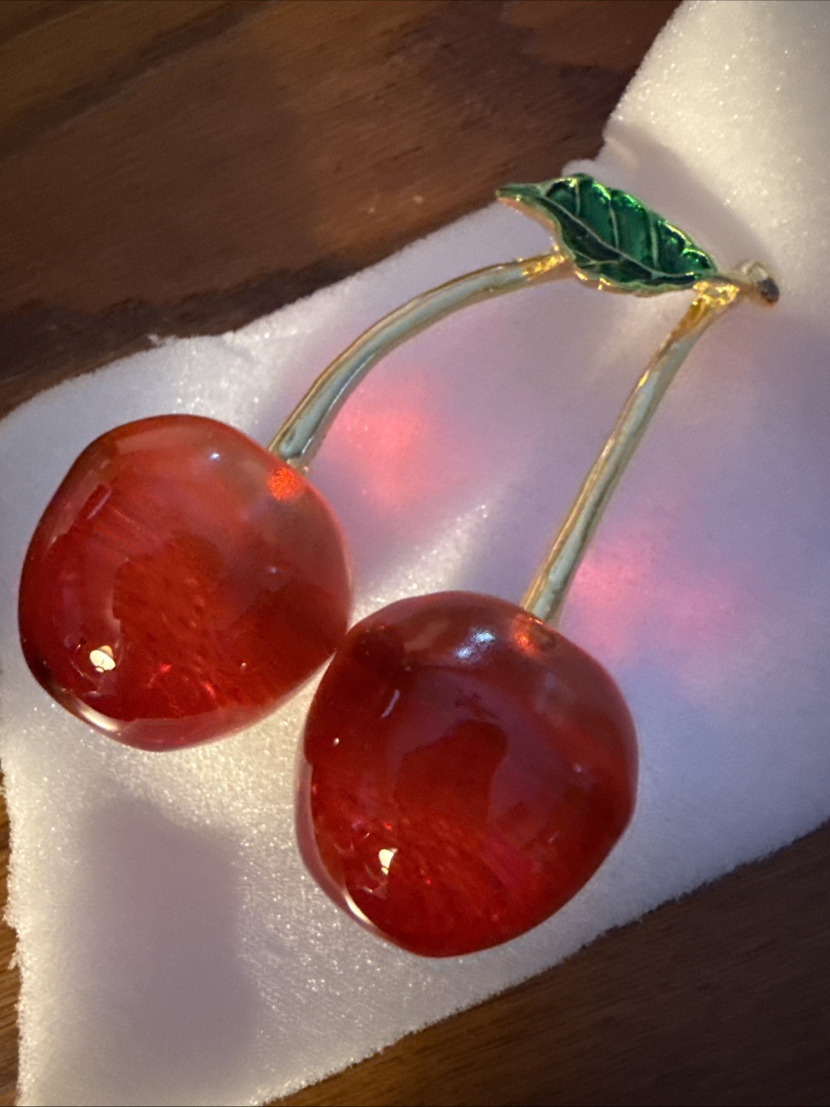 Realistic Looking Crystal/resin Cherries With Leaf Figurine