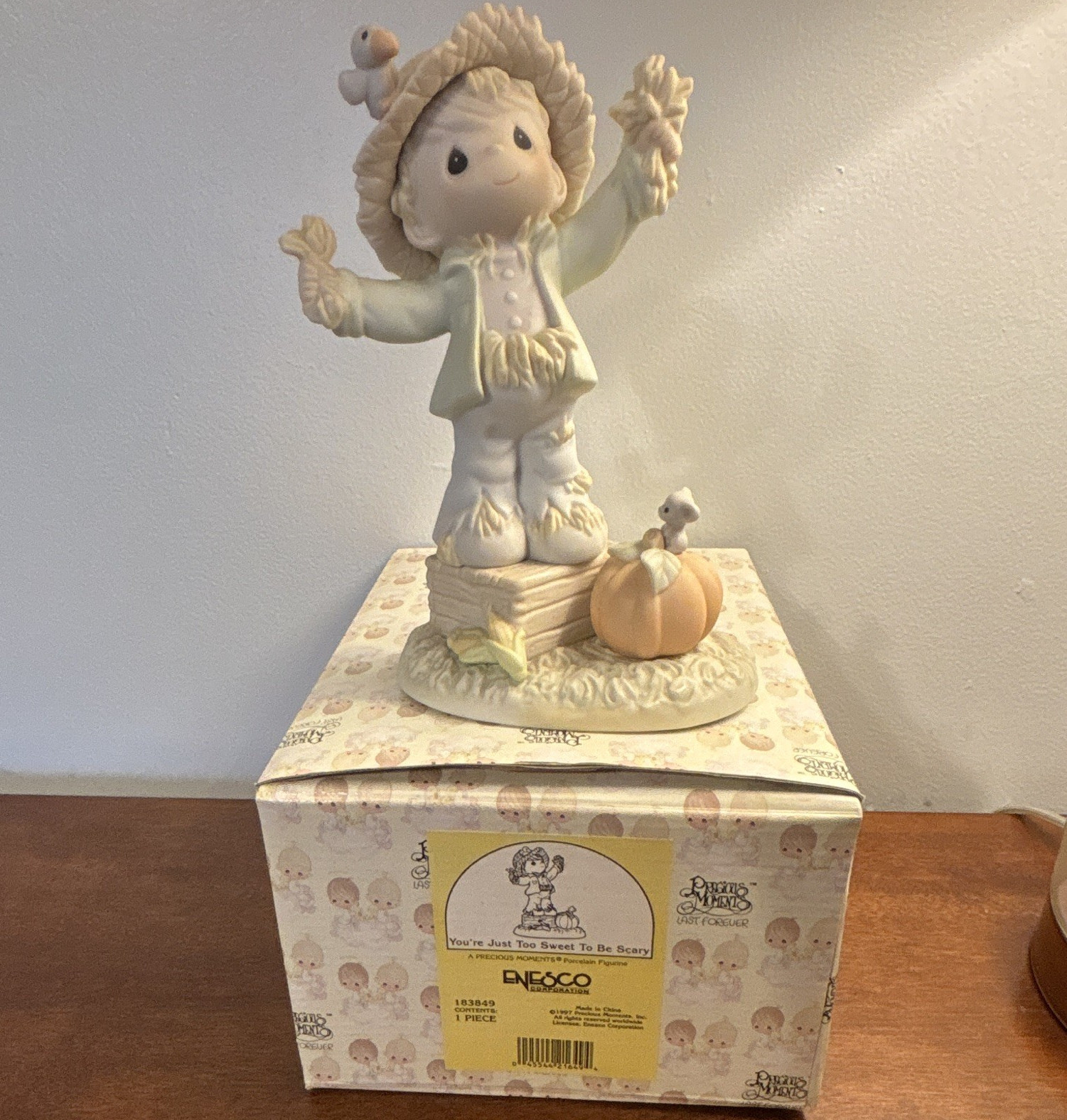 Precious Moments Halloween Scarecrow Porcelain Figurine Painted Boxed 2002