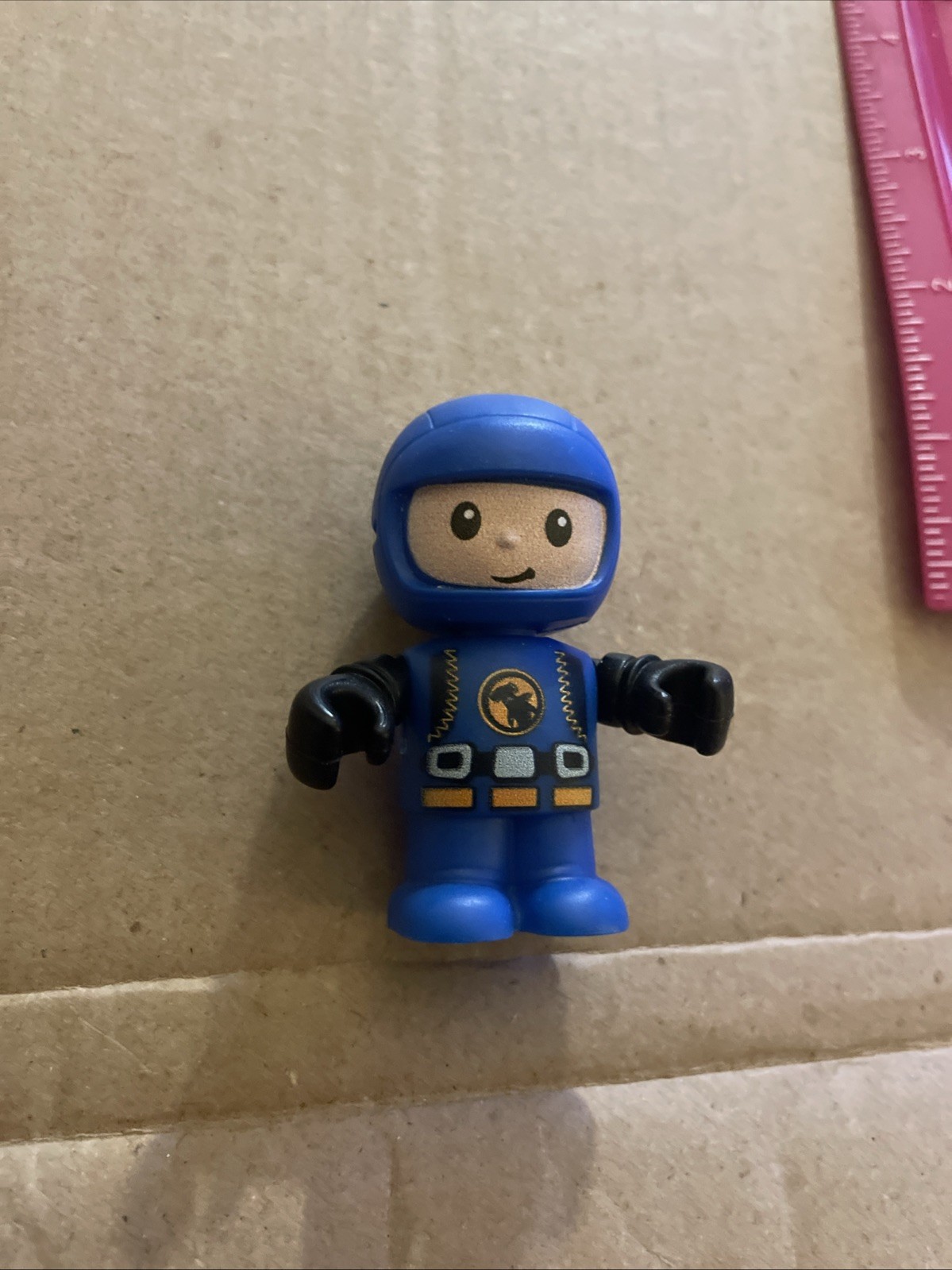 LEGO Classic Astronaut Space Minifigure tall 3” 36N