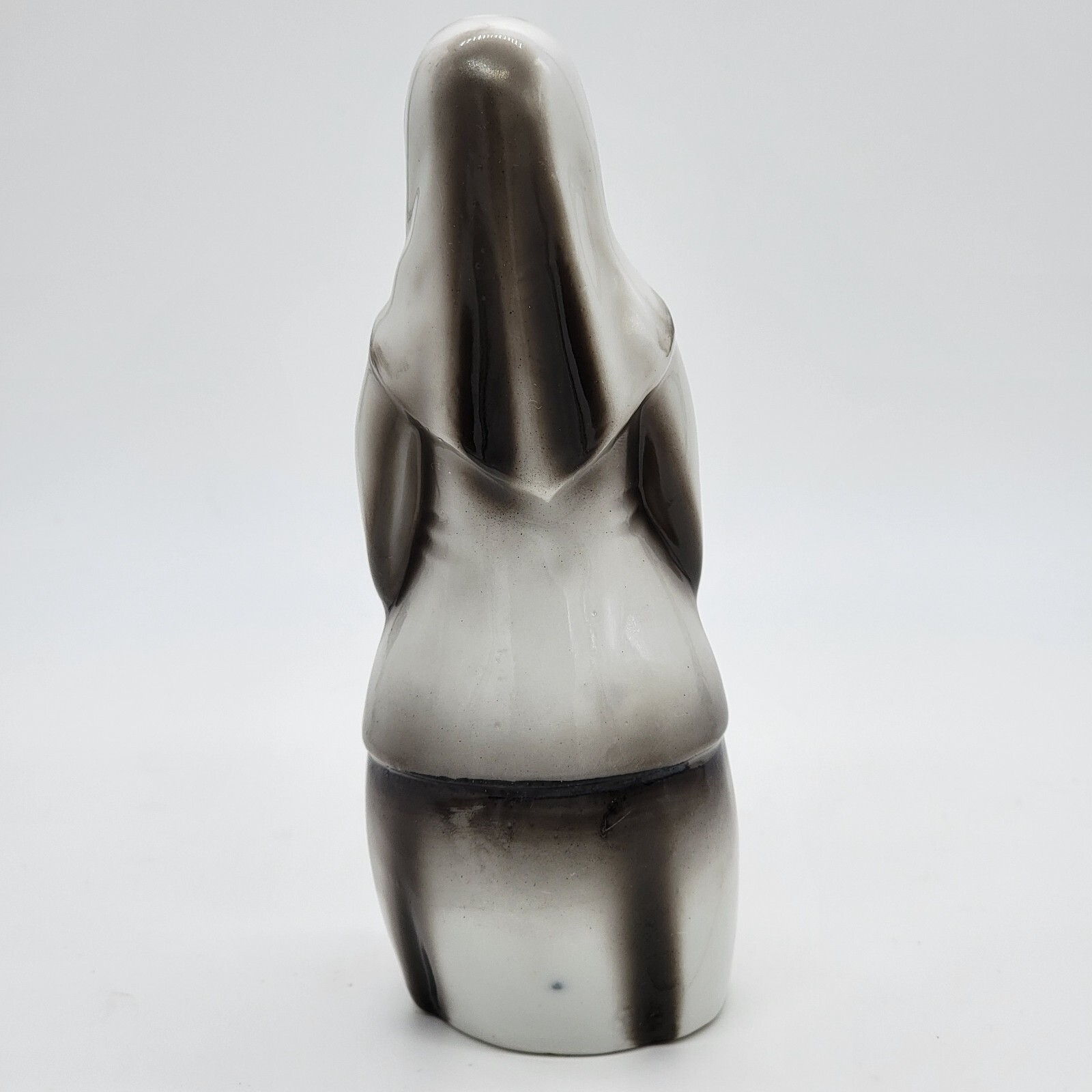 VTG Nun Figurines – Vintage Porcelain – Black And White With Gold Accents