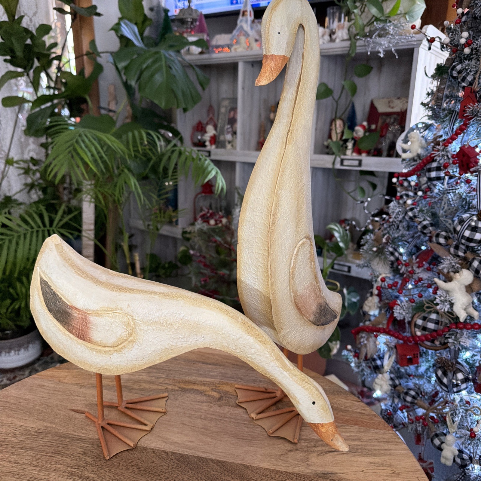 Hand Carved Metal Leg Geese Ducks Decorative Decoys Statue Figurines 18.75” Tall