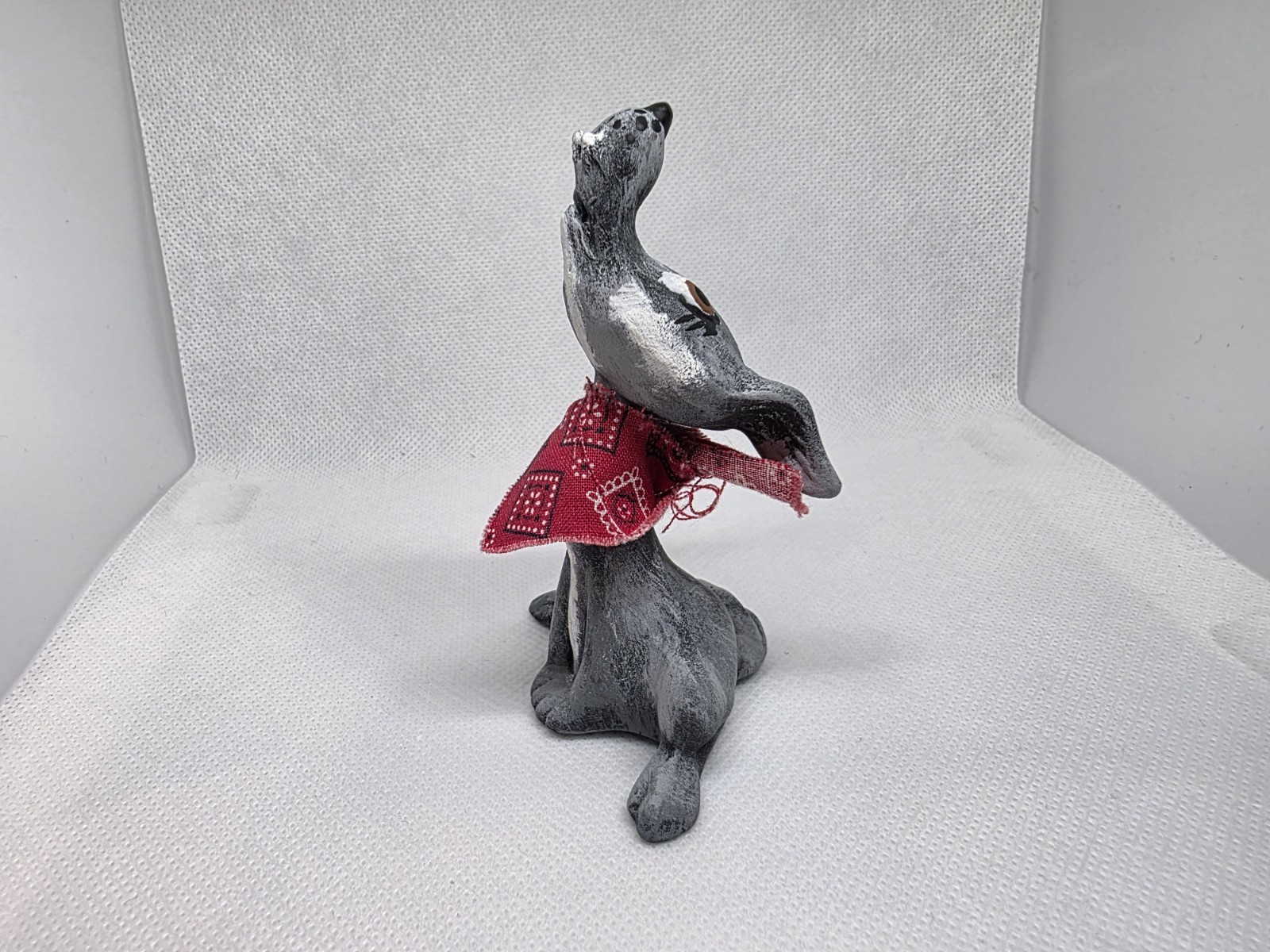 Vintage Porcelain Fun Cartoon Howling Coyote Figurine