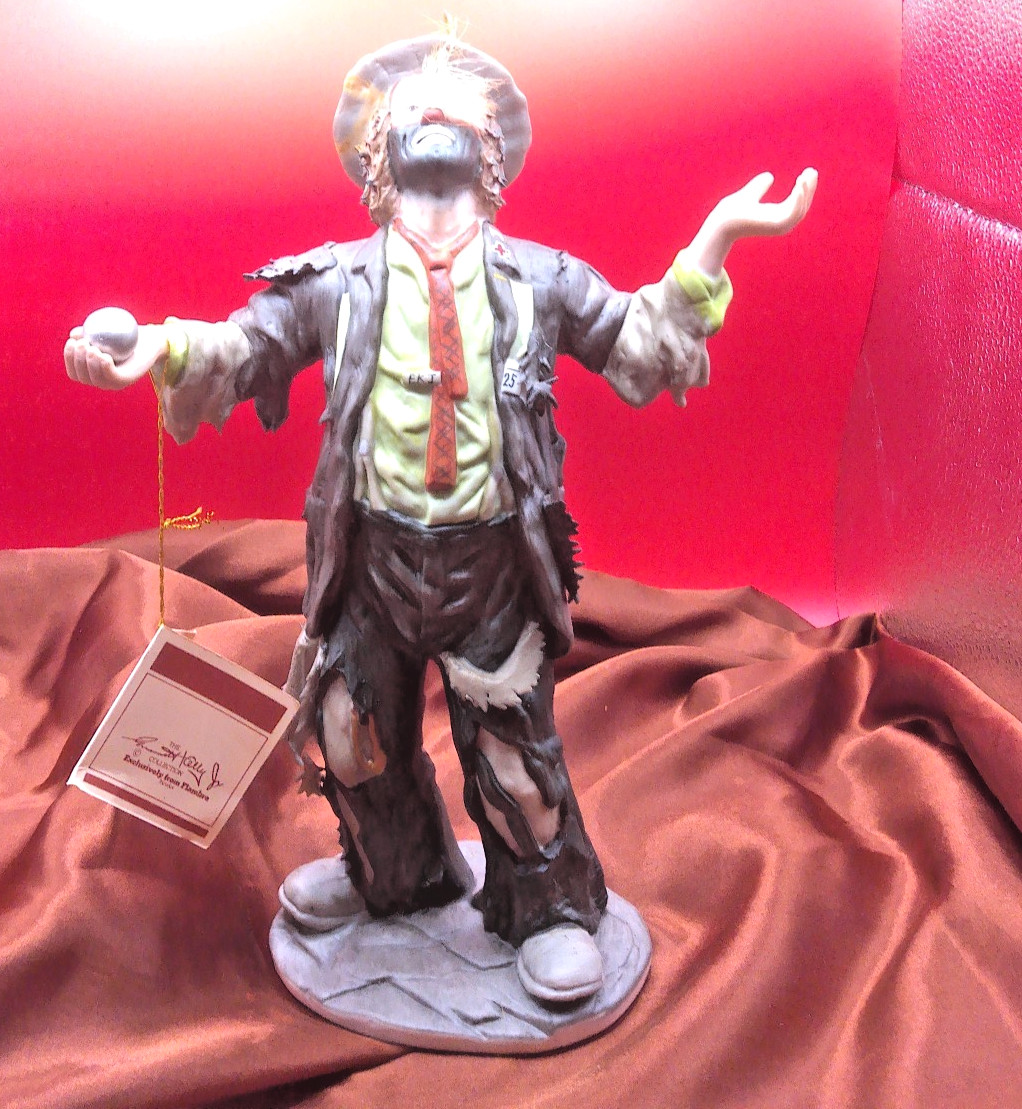 EMMETT KELLY BALANCING ACT #4162 OF 10,000 11 INCHES TALL W/BOX