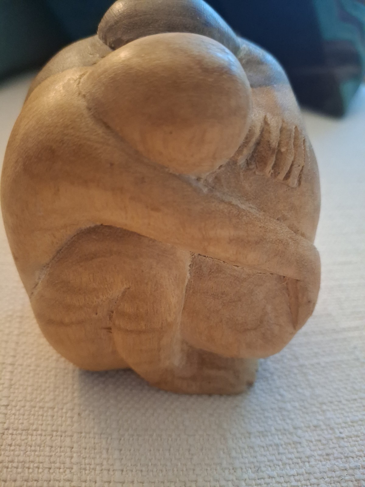 Minimalist Abstract Wood Carving Couple Embracing Hugging Sculpture Figurine 4″