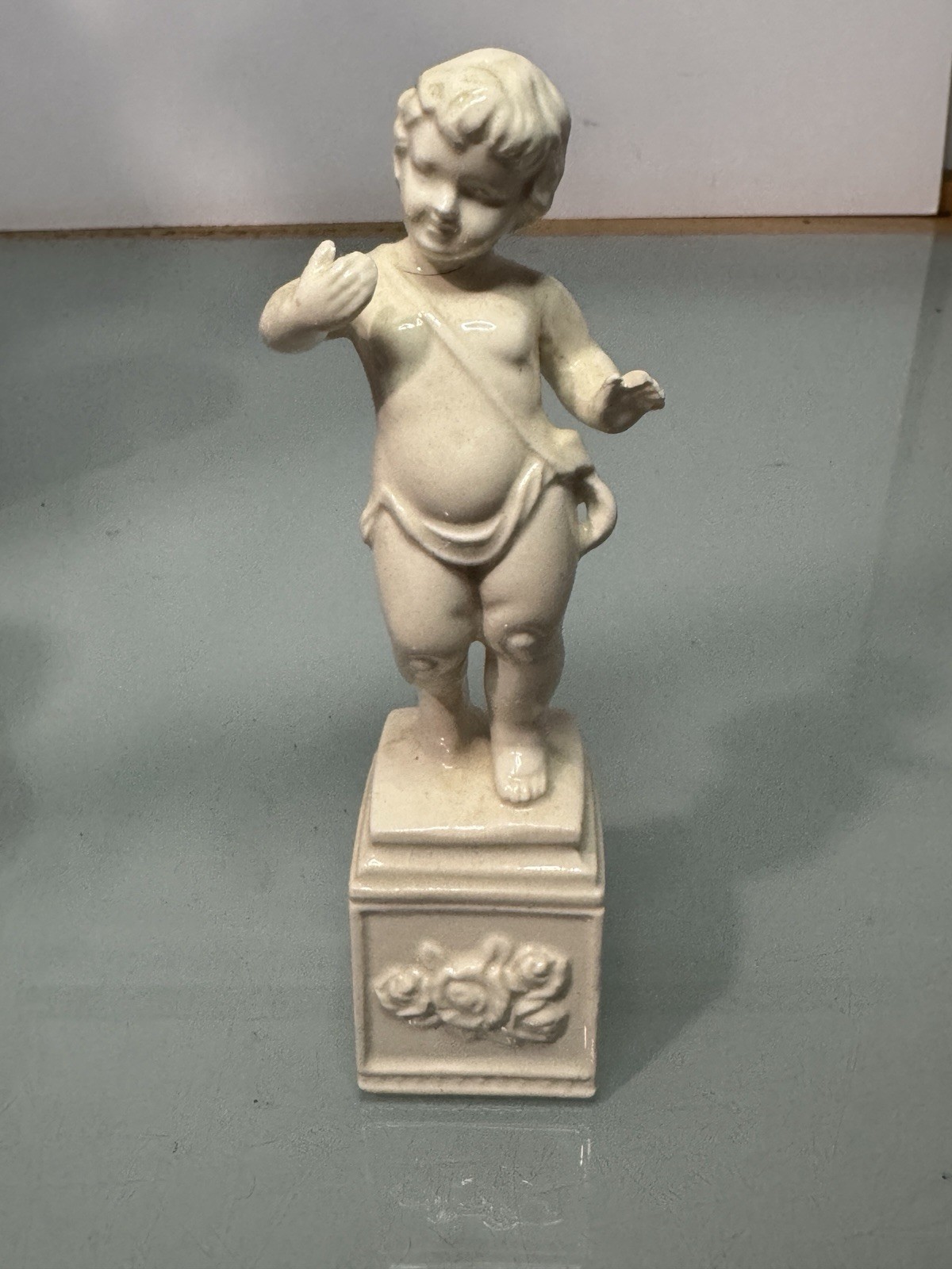 Vintage Porcelain Cherub Putti Figurine Pedestal 6.5″