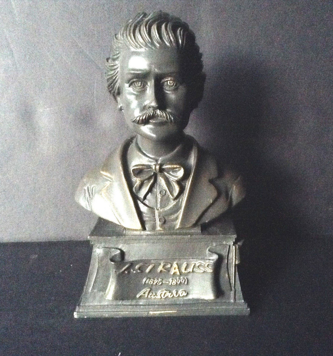 Vintage Composer Bust J. STRAUSS 1825-1899 AUSTRIA 5-1/2“ Tall Statue Figurine