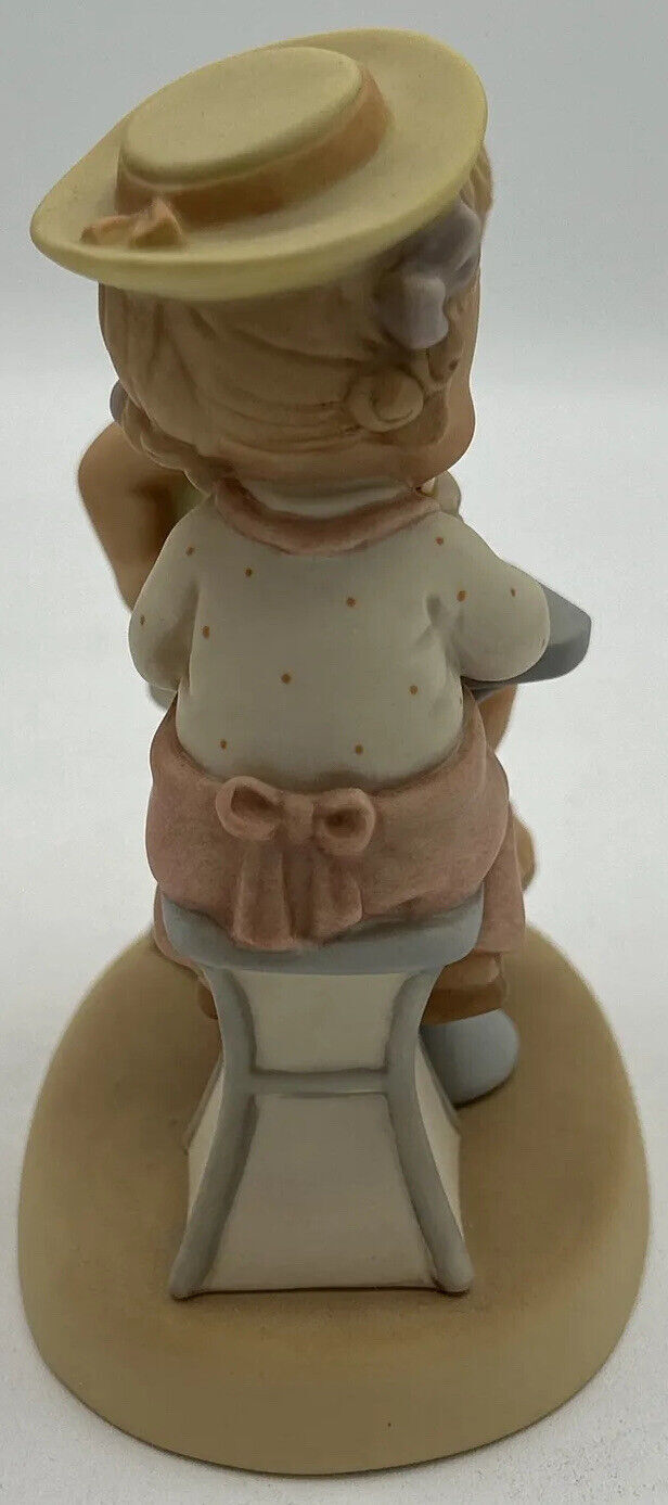 Enesco Memories of Yesterday Friendship Is Meant To Be Shared No Box SKU U229