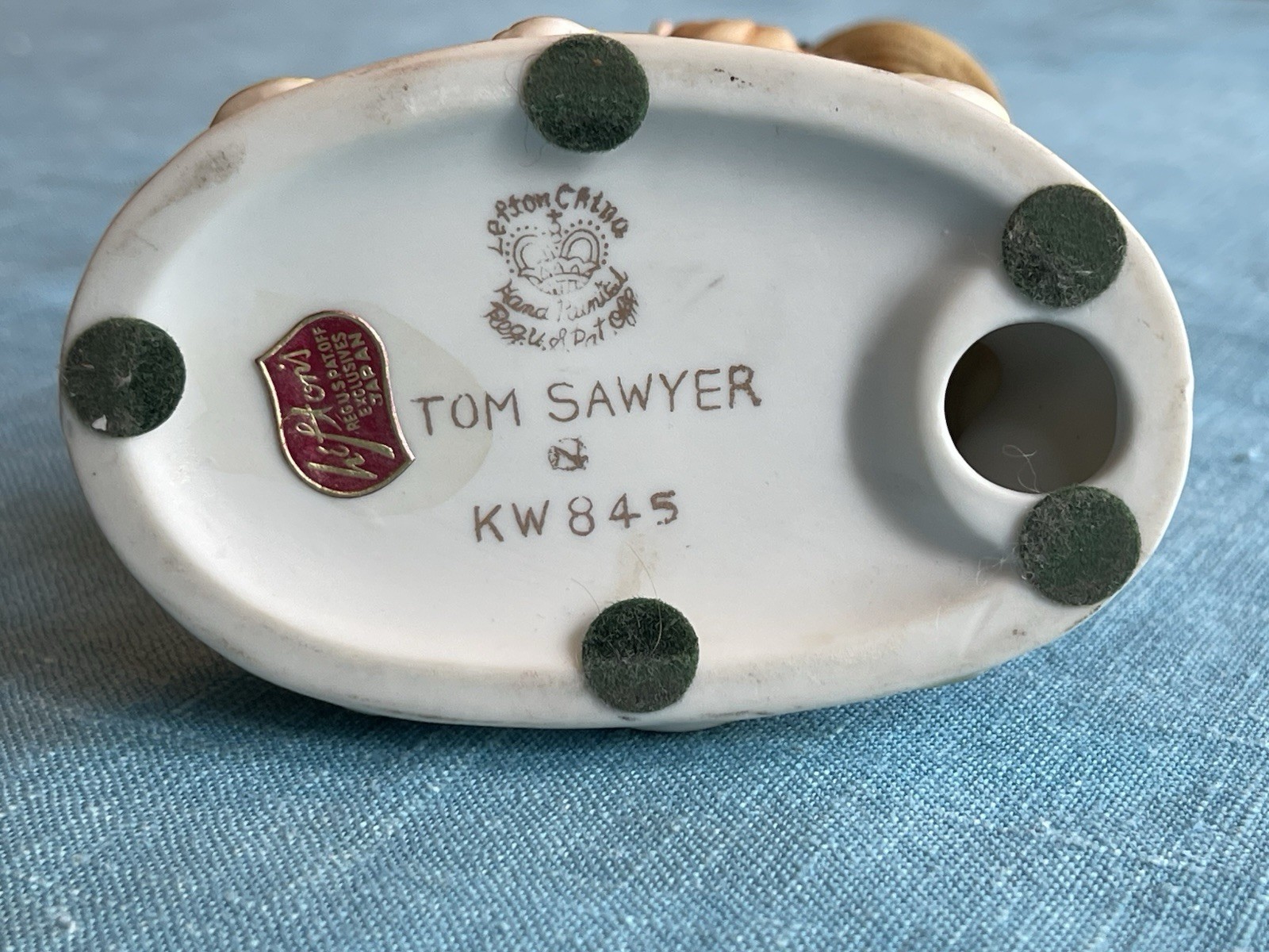 Vintage Lefton Figurine Country Tom Sawyer Boy with Flute Hand Painted