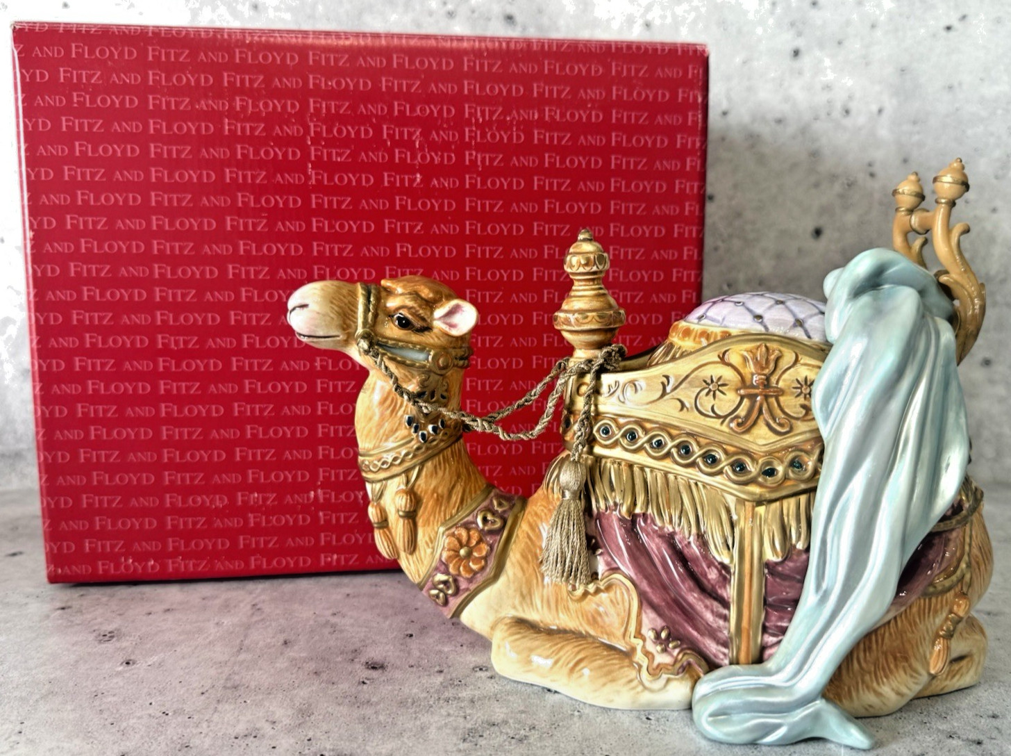 Fitz & Floyd Nativity Camel Arabian Resting Figure 9.5″ 19/207 In Box MINT
