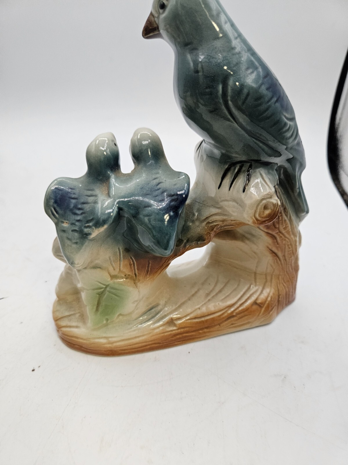 VTG. Porcelain Mama Blue Bird and Babies on Branch Figurine Brazil
