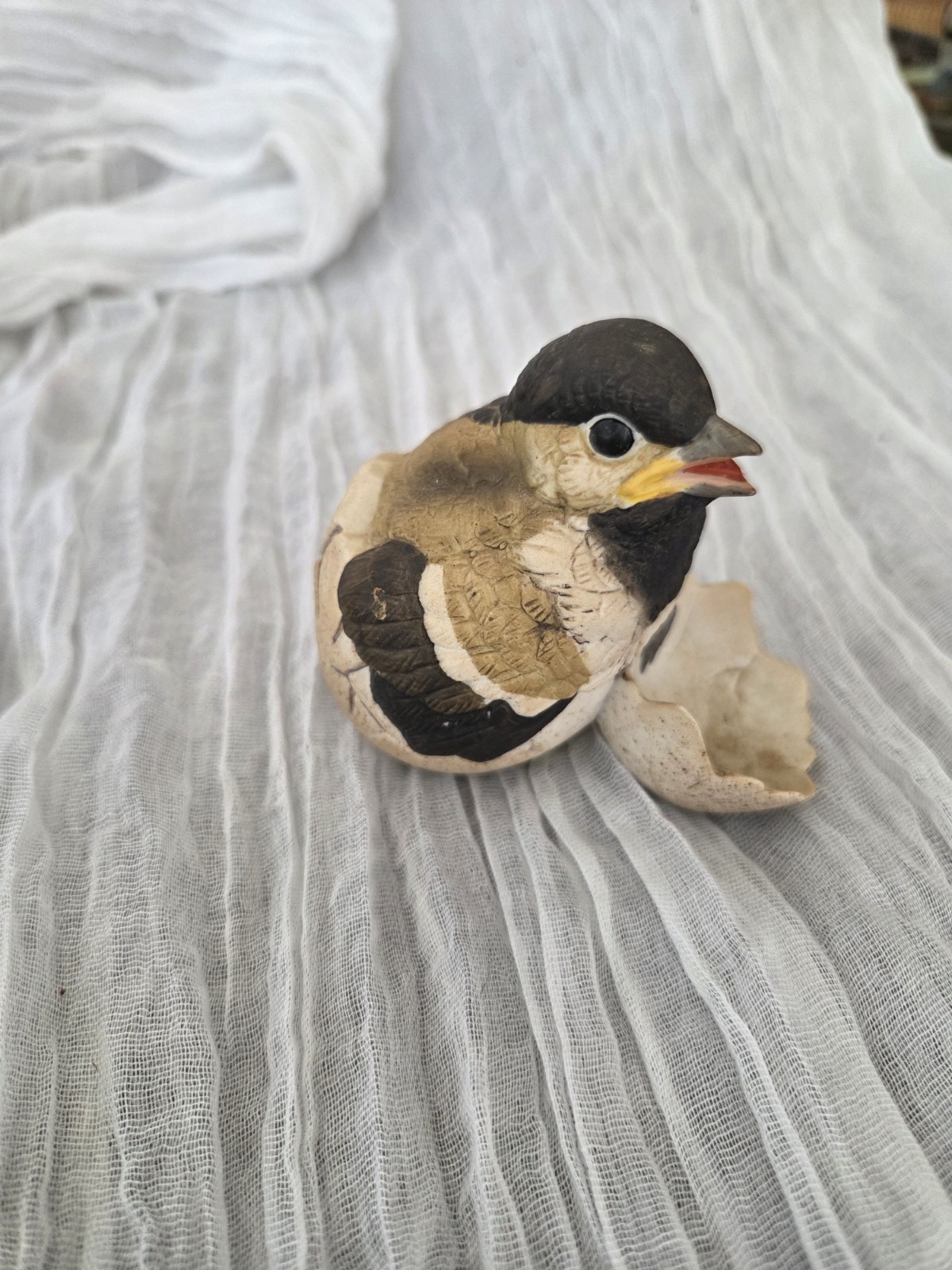 Vintage 1990 Andrea by Sadek Porcelain Hatching Chickadee #8618 w/ Original Box