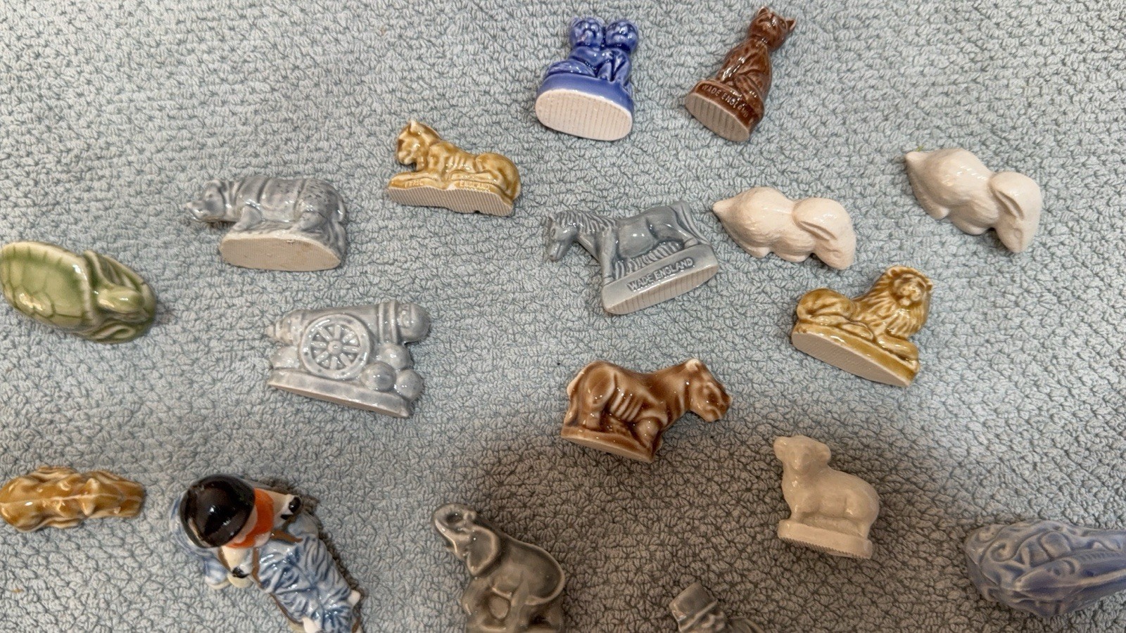 Wade Or Misc Whimsies Red Rose Tea Figurine Mixed Lot of 34 Excellent Condition