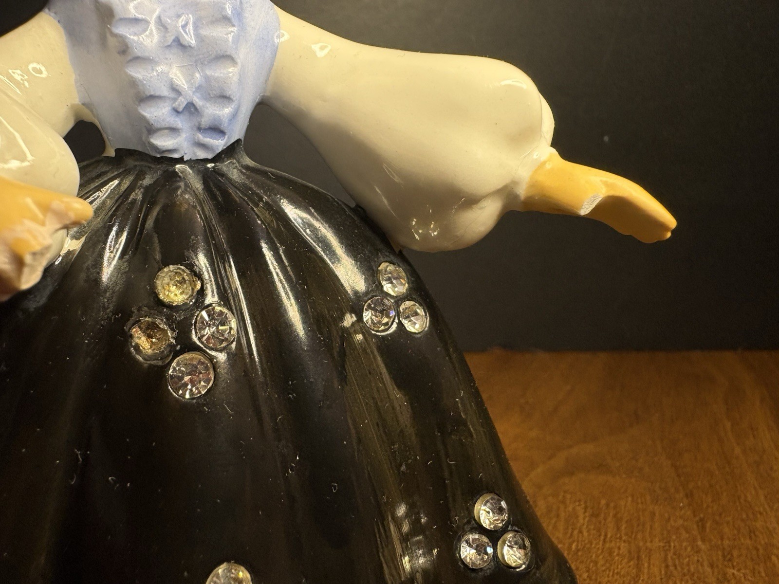 Vintage Norcrest Poodle Skirt Shopper Girl Figurine Blue Shirt Japan Read