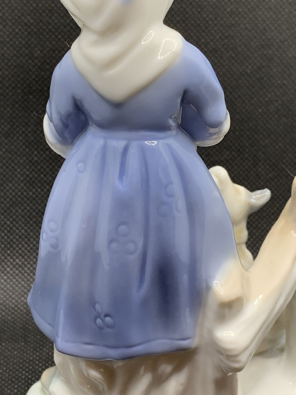 Vintage LeGo Girl with Rabbit and Dog Fine Quality Porcelain Figurine Japan #565