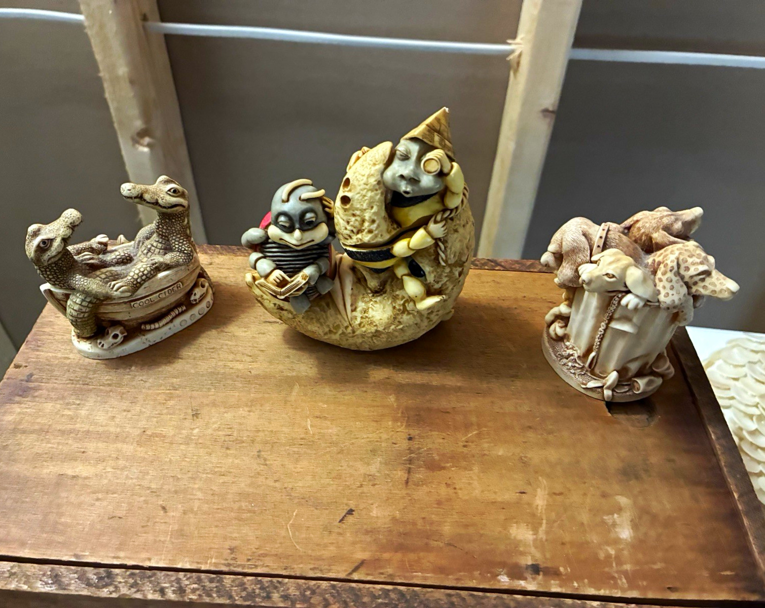 Set of 3 Harmony Kingdom Trinket Boxes – Crocodiles, Lady Bug and Dogs