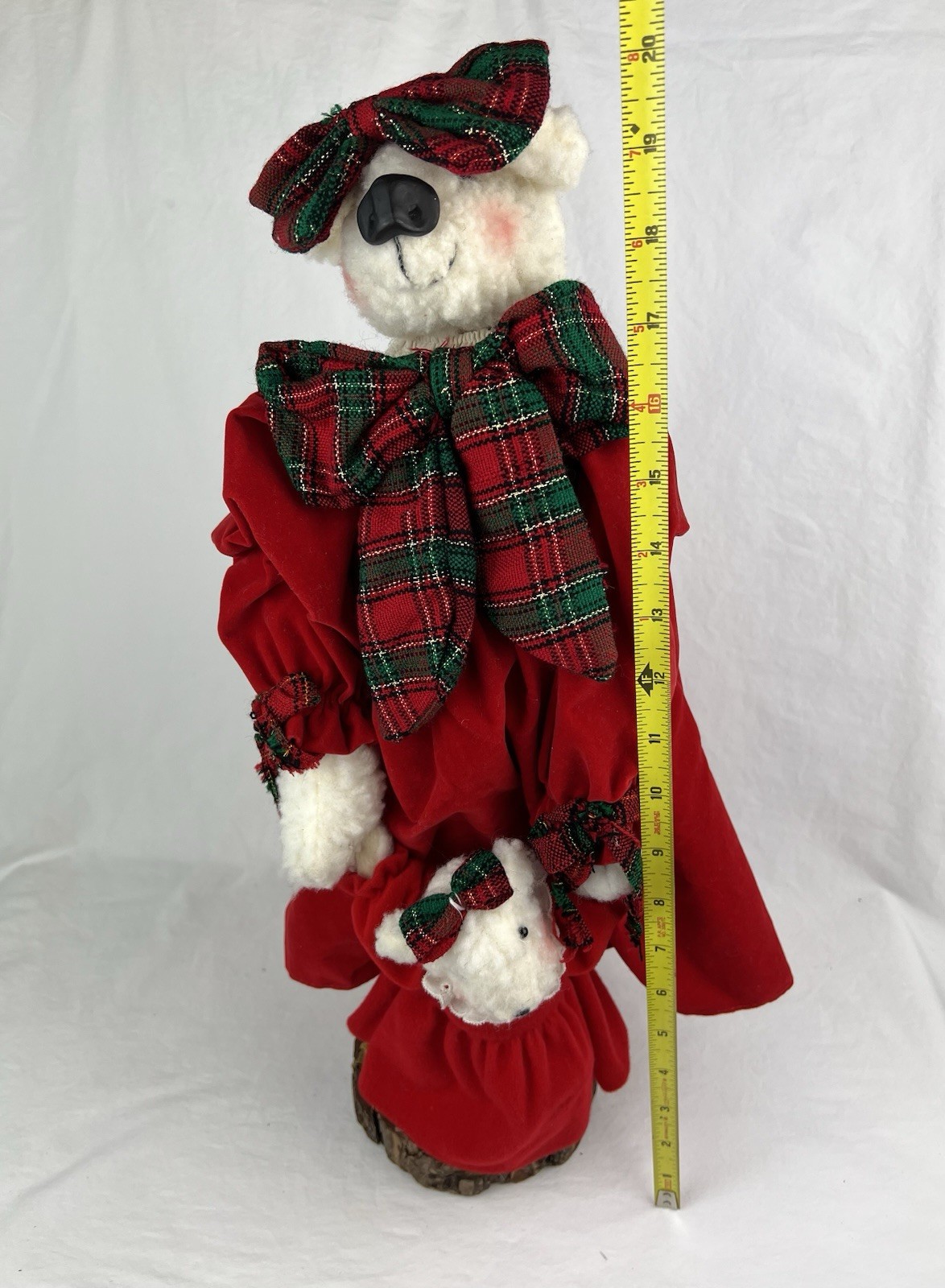 Vintage Silvestri Mama Bear and Baby Bear Folk Art Christmas Holiday Wood Base