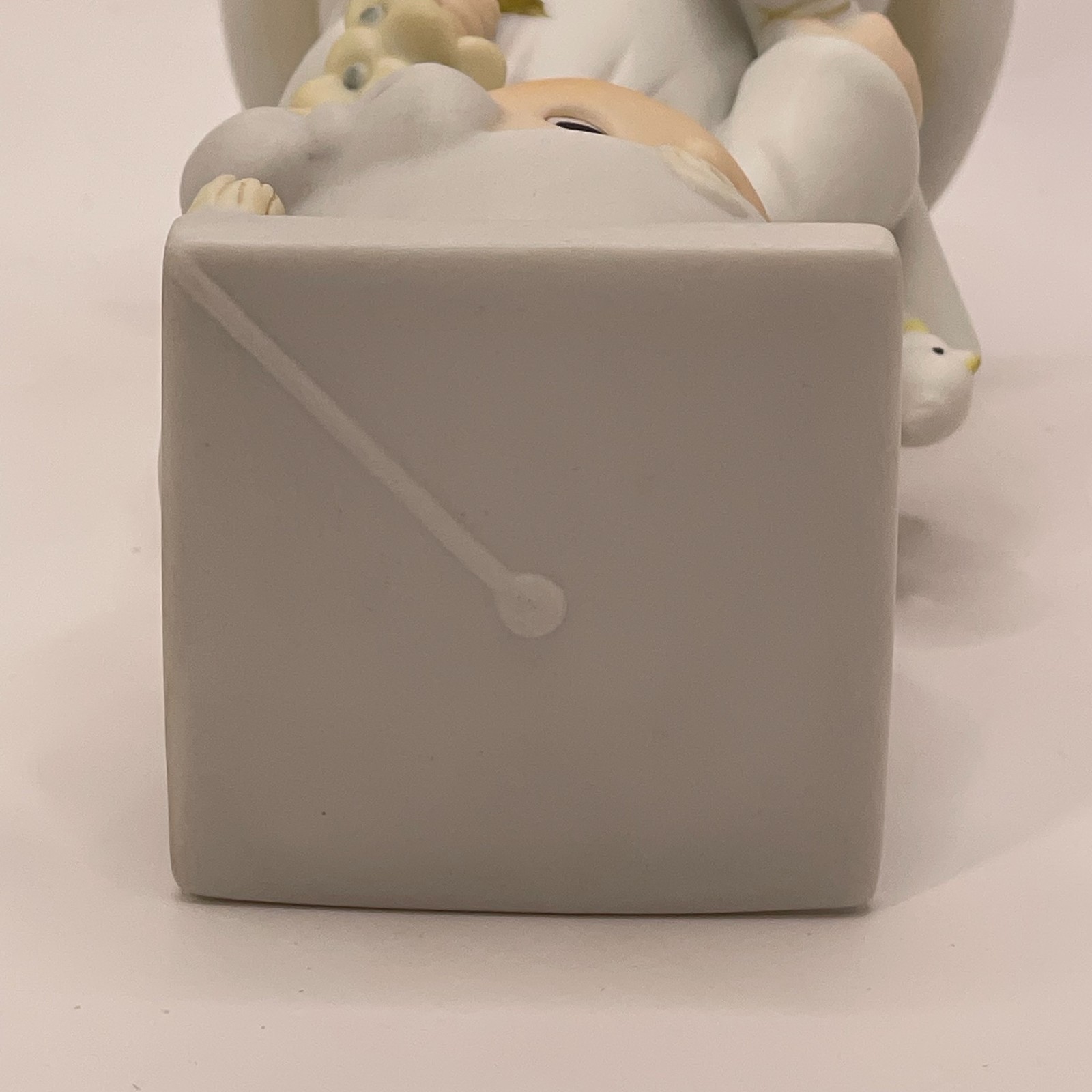 VTG Precious Moments Girl Graduate Figurine 1980 Jonathan&David The Lord Bless