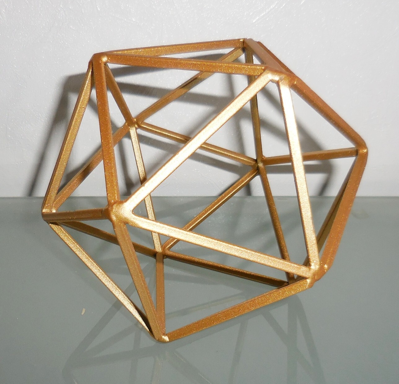 VINTAGE ART METAL GOLD PLATED FIGURINE BEAUTIFUL GEOMETRIC DESIGN
