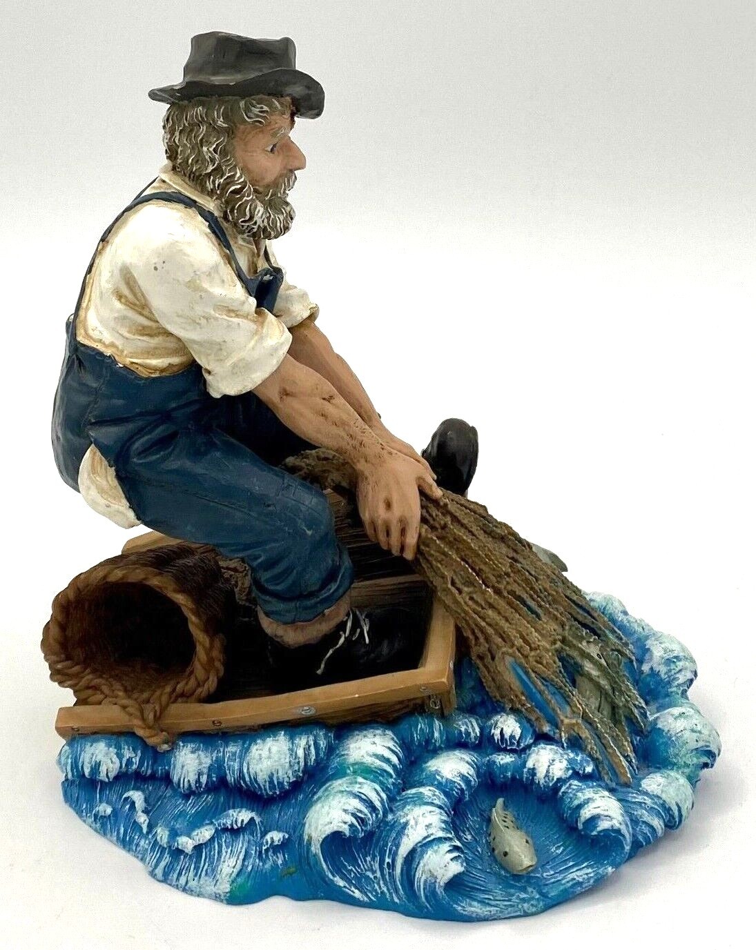 Beachcombers Old Salt Pulling In The Catch Fisherman Nautical Figurine 1998
