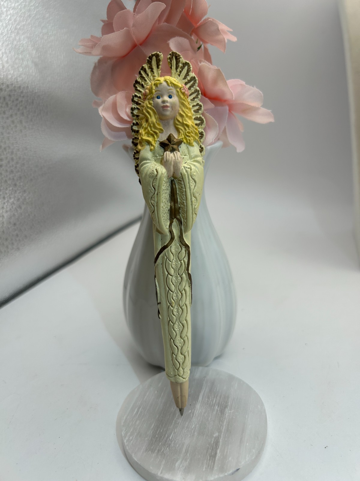 Avon 6″ Angel Figurine Inc Pen