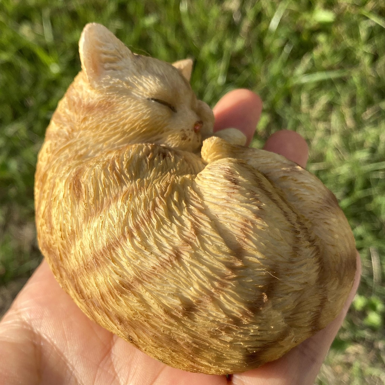 Mini Resin Orange Tabby Cat Statue Simulated Sleeping Kitten Sculpture Figurine