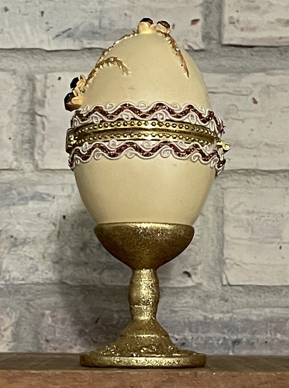Jeweled Egg Hinged Ring Box Decorated W/Gold Stand Trinket Jewlery