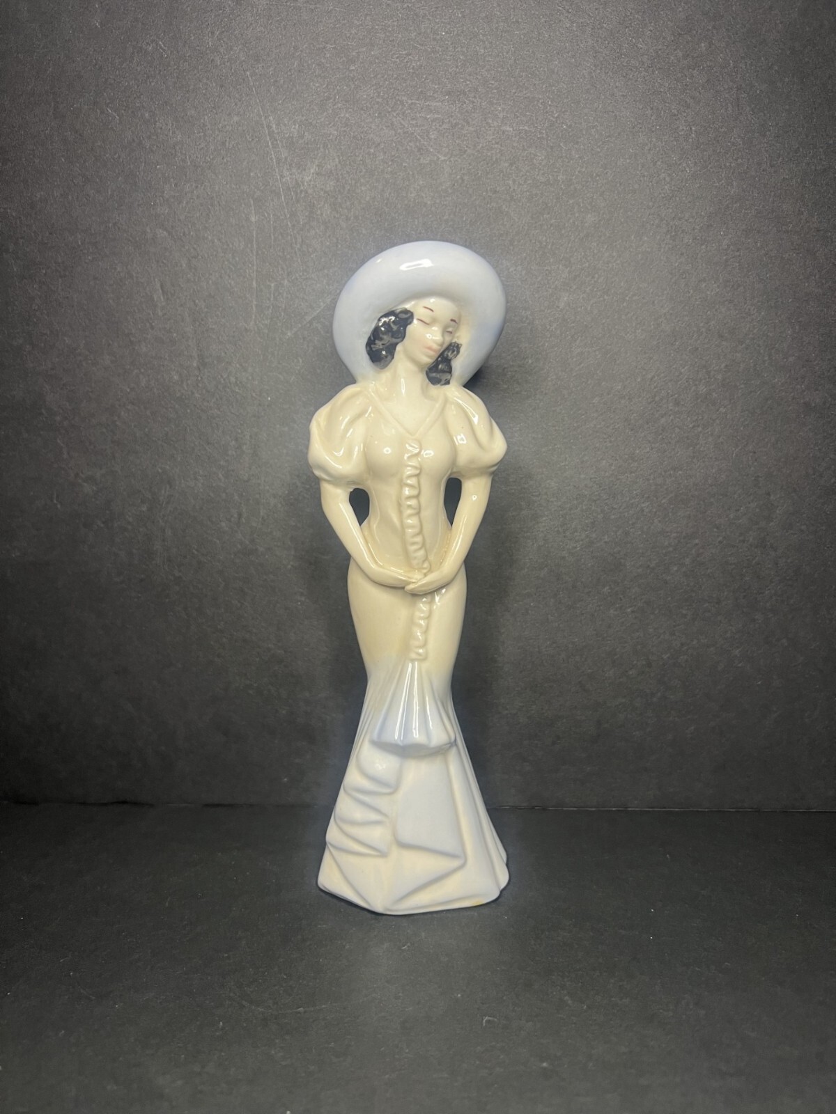 VTG Greenbrier Porcelain Le Belle du Bal LLadro Style Victorian Lady Figurine 7″