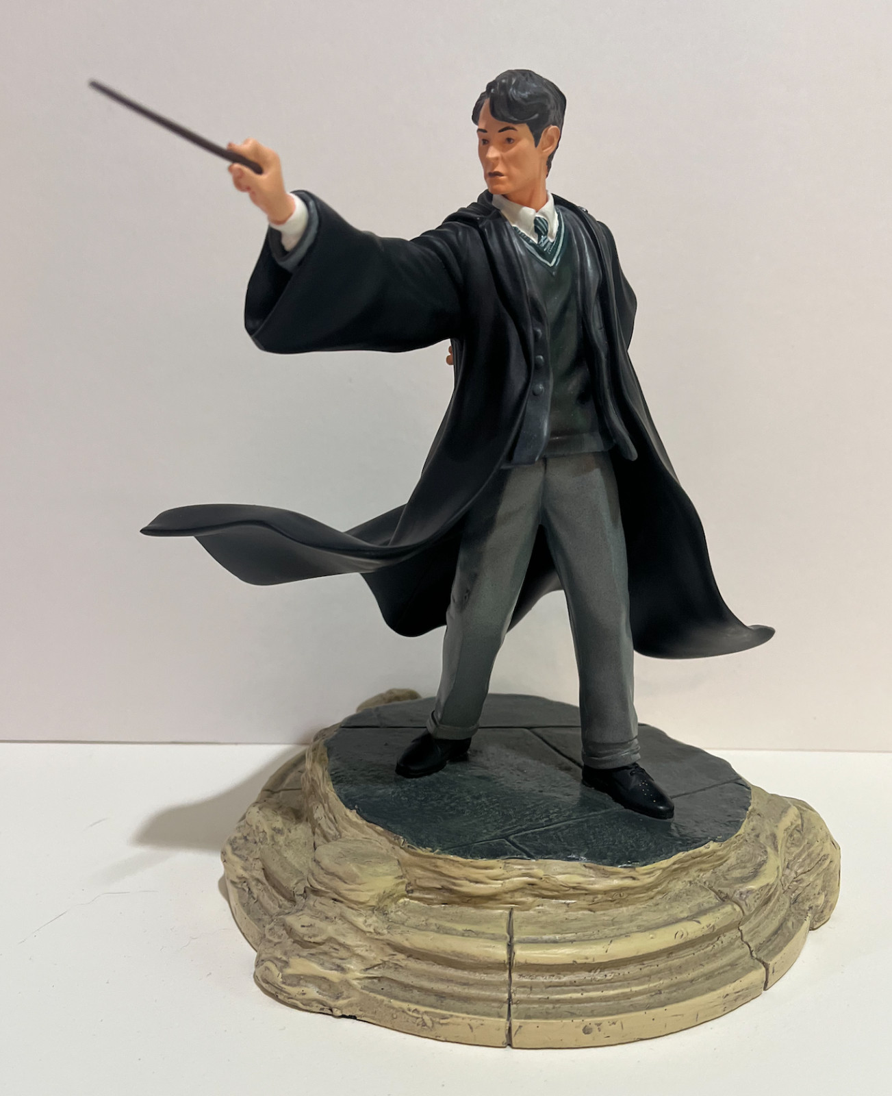 USED – Enesco Wizarding World of Harry Potter Tom Riddle Figurine