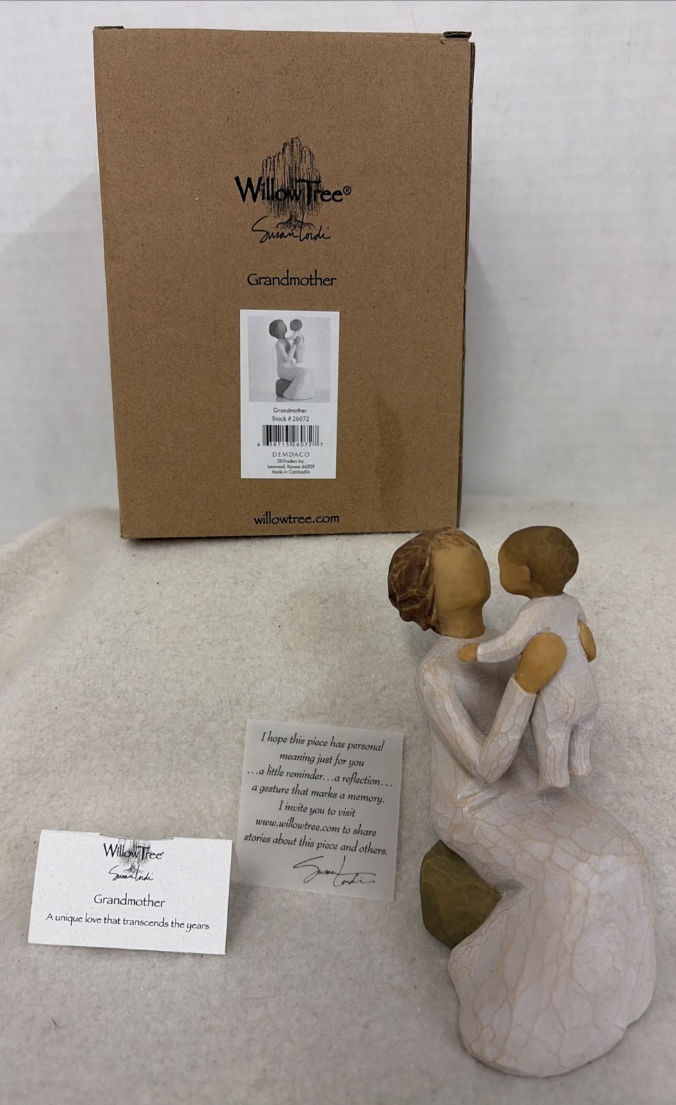 Brand New Willow Tree Susan Lordi Grandmother Sculpted Hand Painted Figure