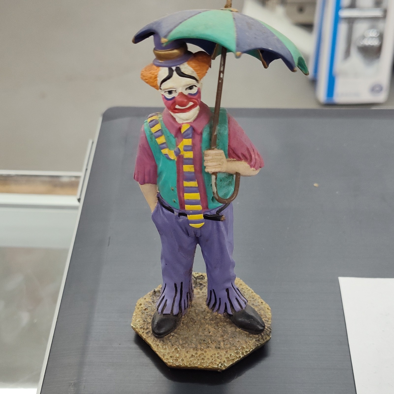 Hand Painted Signed Rota 2000 Clown Umbrella Resin Figurine Multicolor