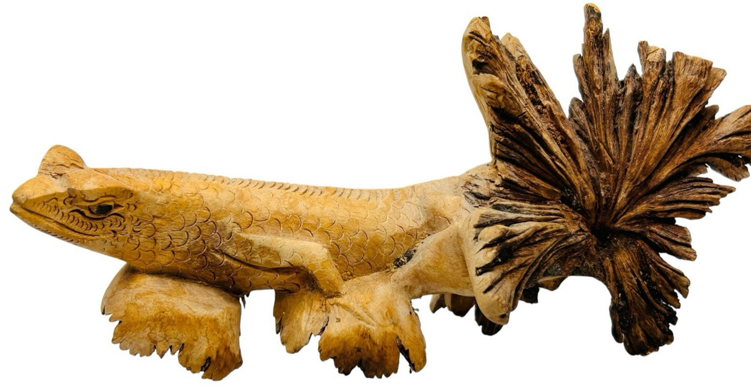 Vintage Lizard Gecko Burl Root Wood Carving Hand Carved Folk Art Sculpture