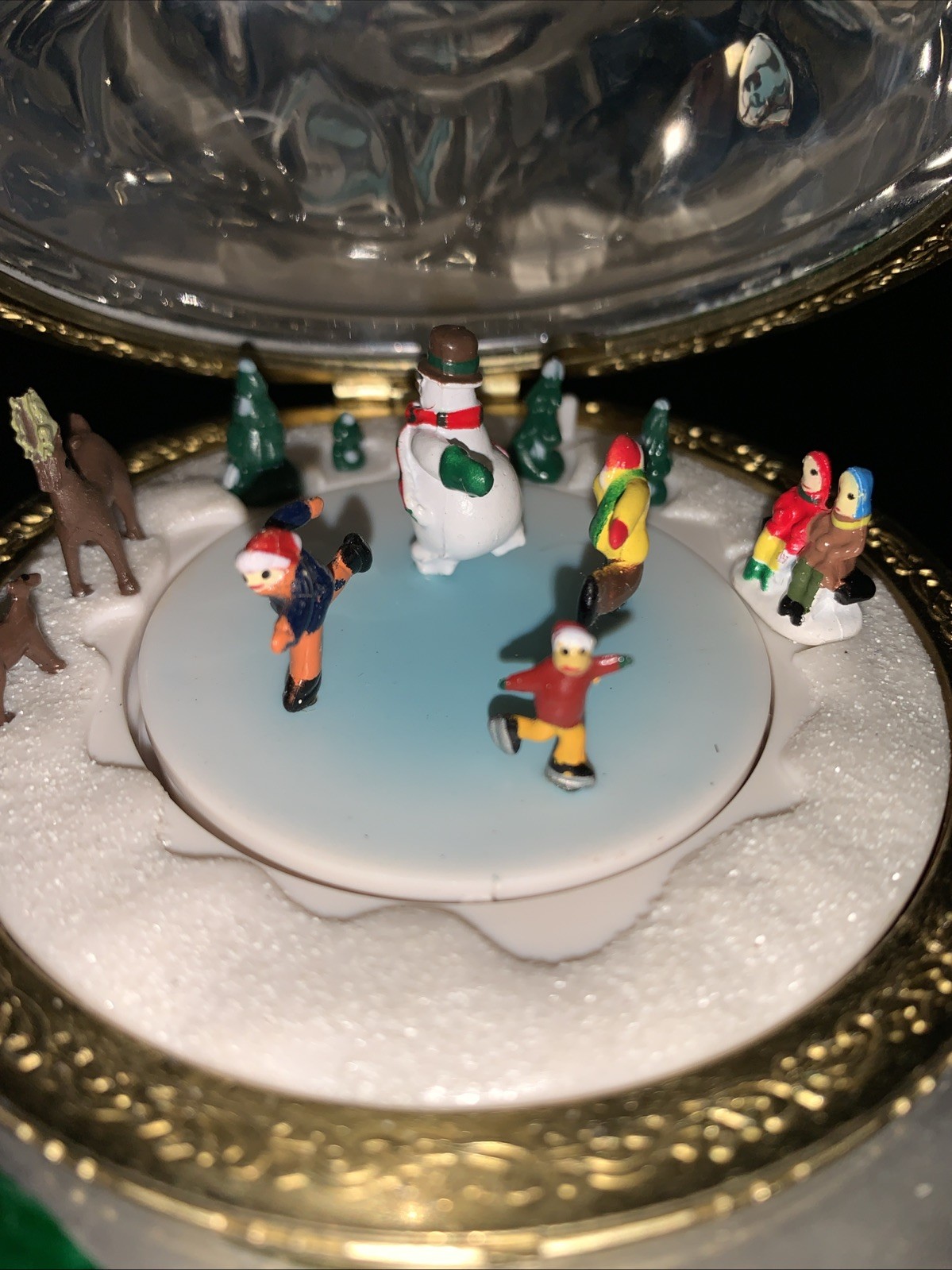 2018 Jim Shore White Woodland Snowman Animated Porcelain Music Box Works